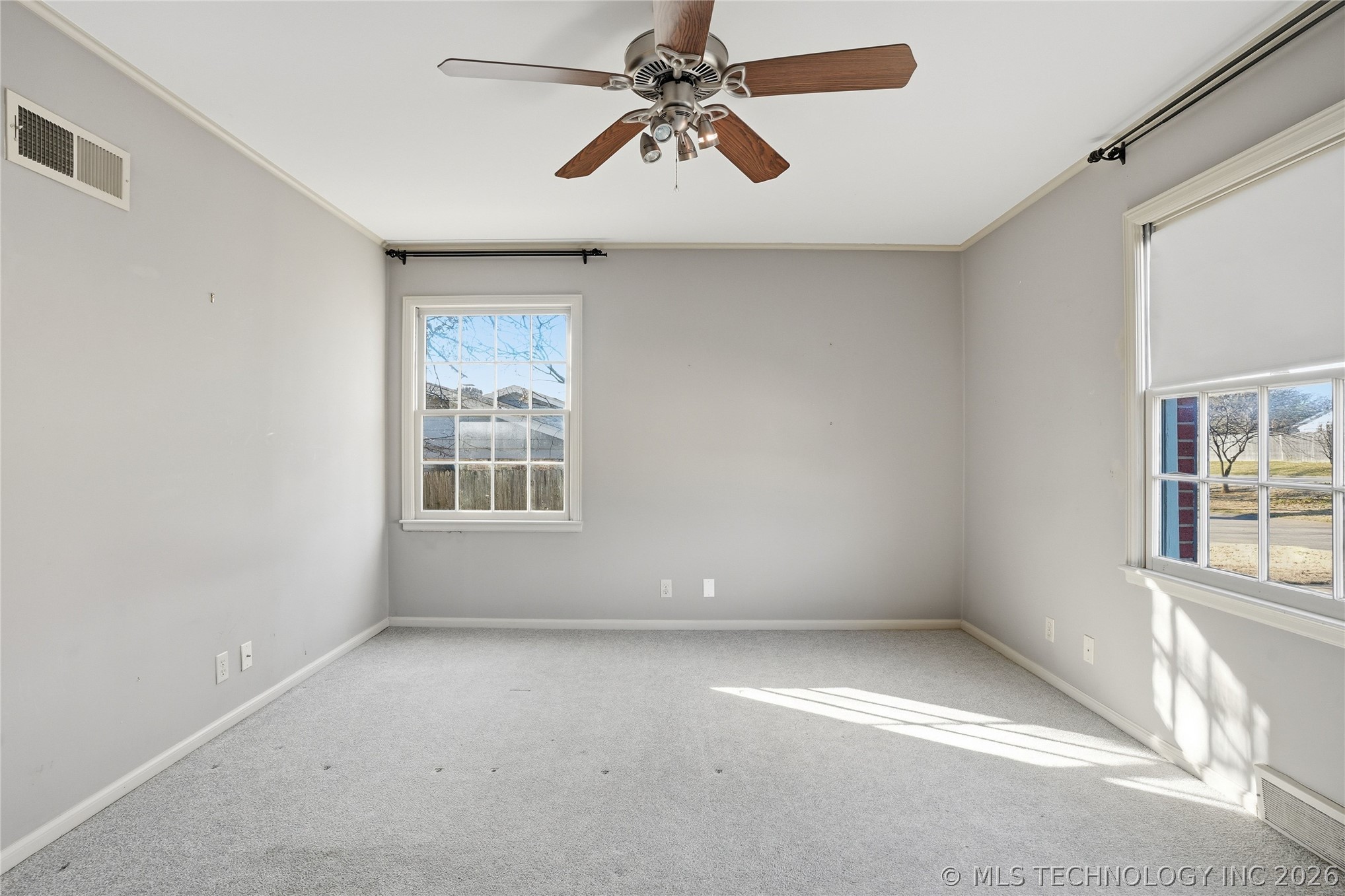 3127 S Lewis Avenue Property Photo 55
