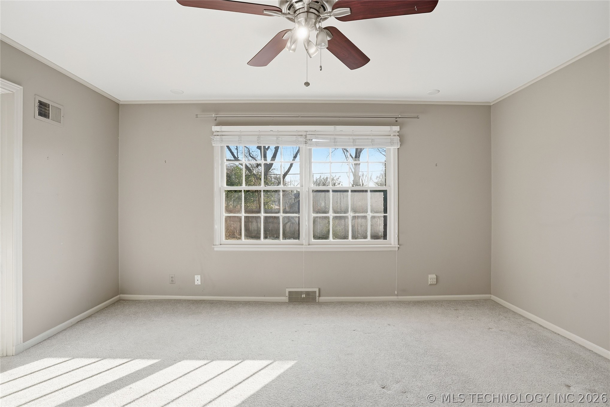 3127 S Lewis Avenue Property Photo 70