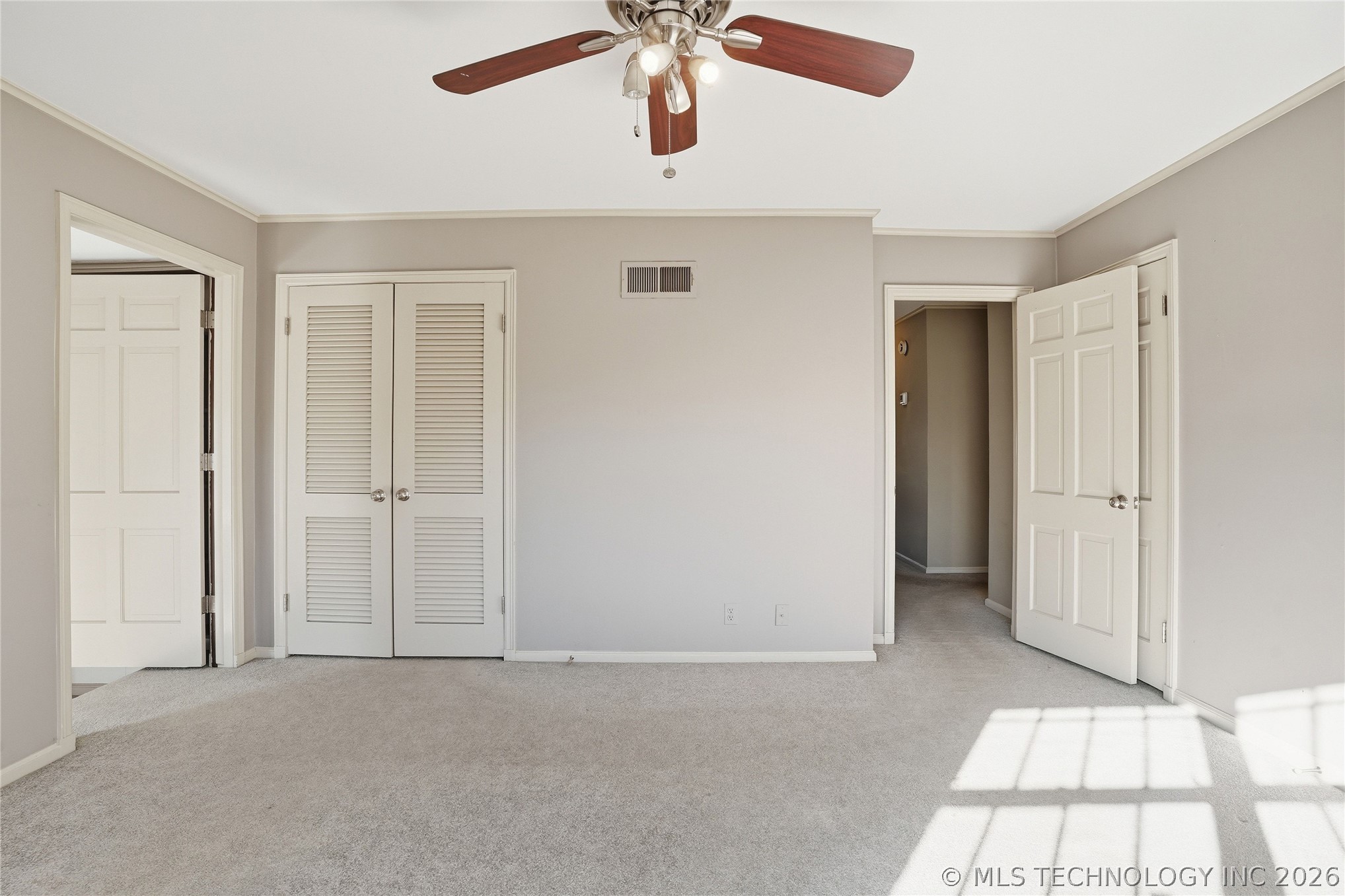 3127 S Lewis Avenue Property Photo 72