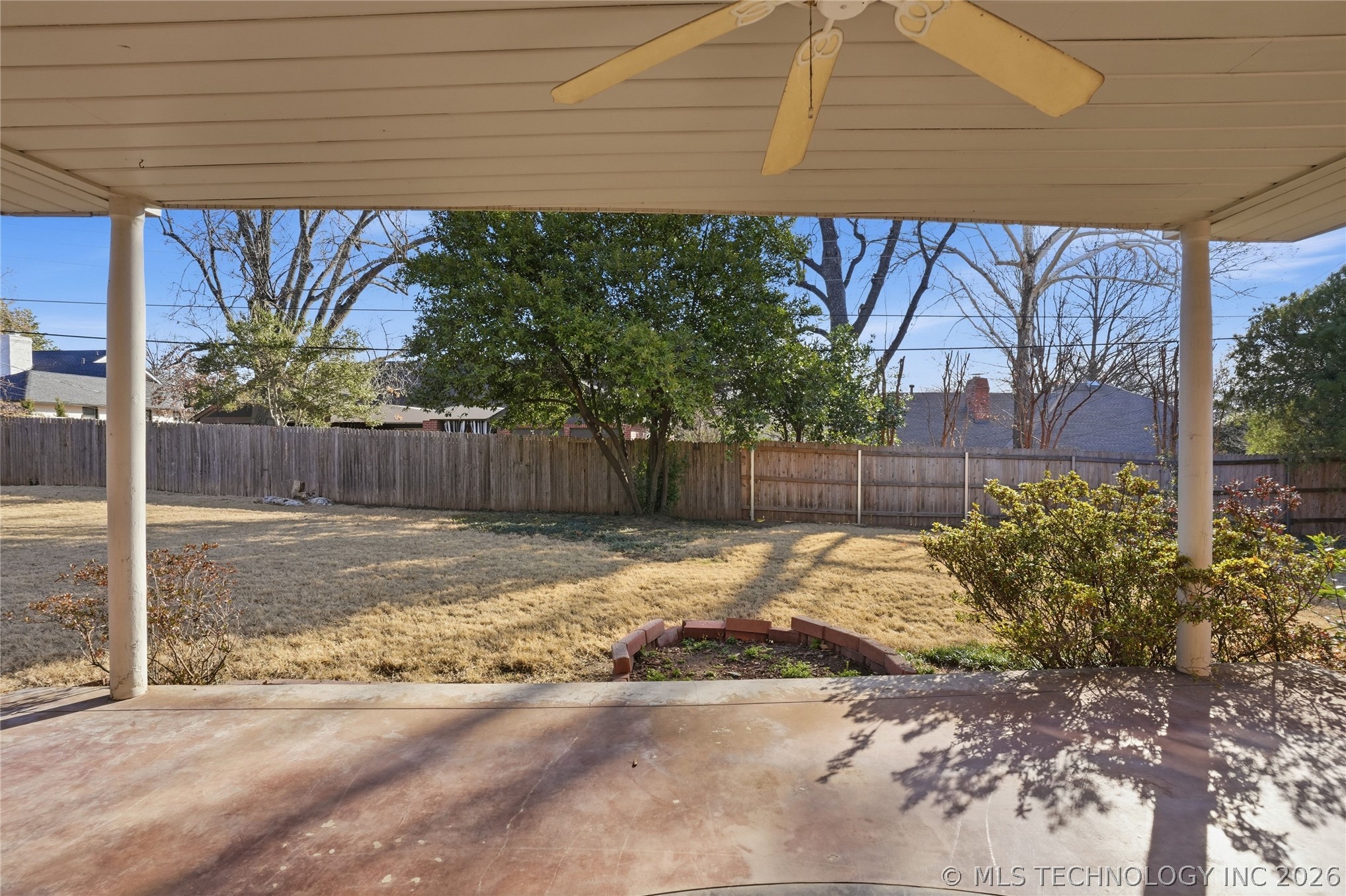 3127 S Lewis Avenue Property Photo 77