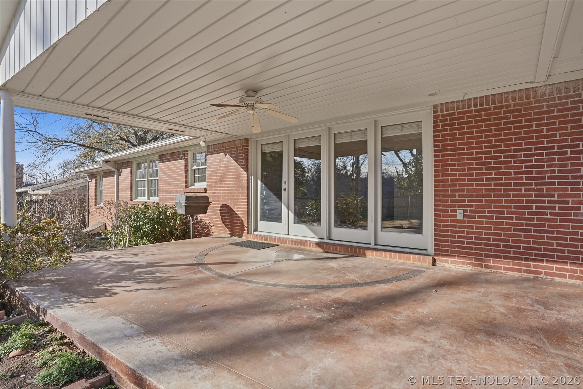 3127 S Lewis Avenue Property Photo 79