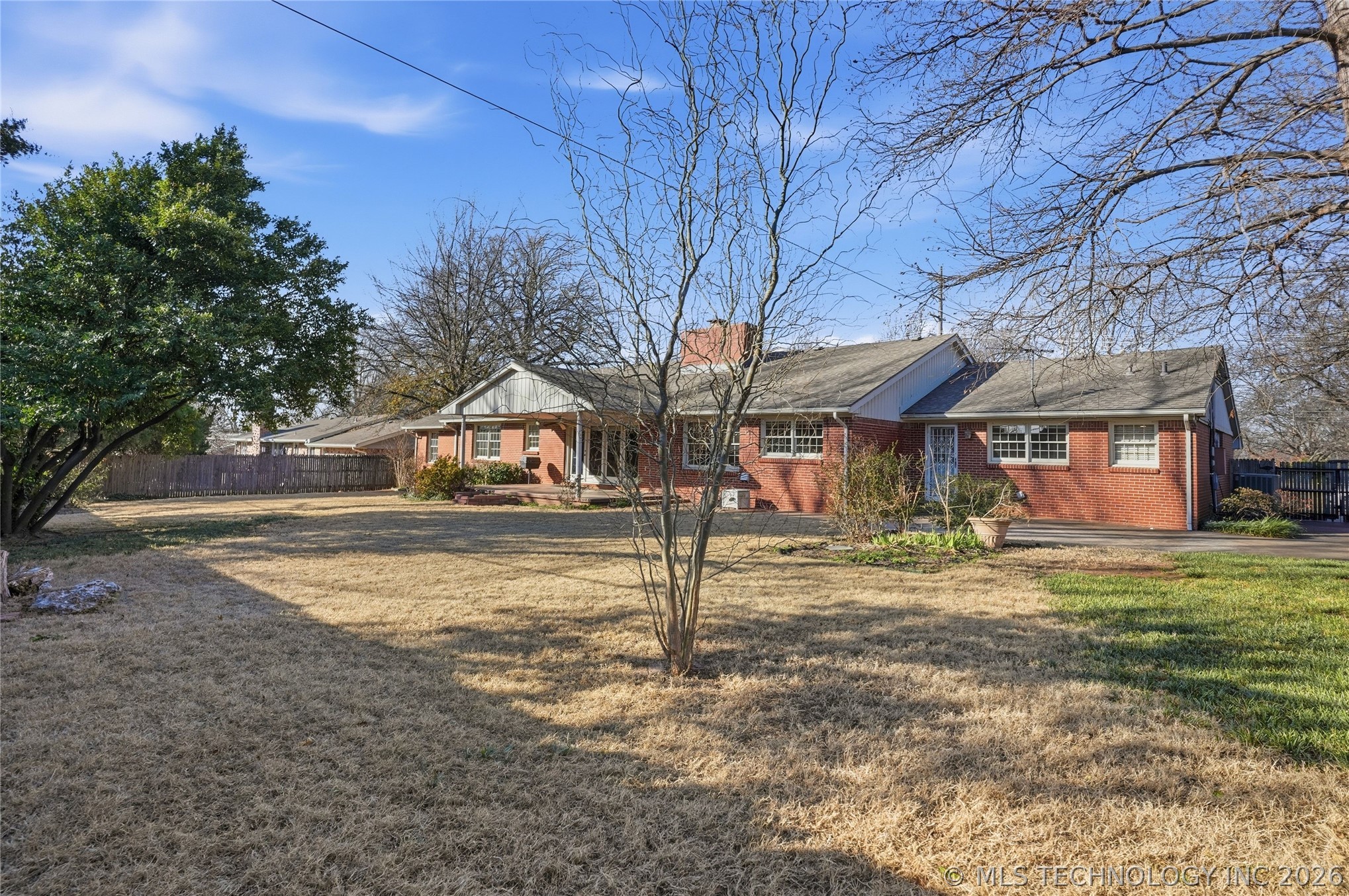 3127 S Lewis Avenue Property Photo 81