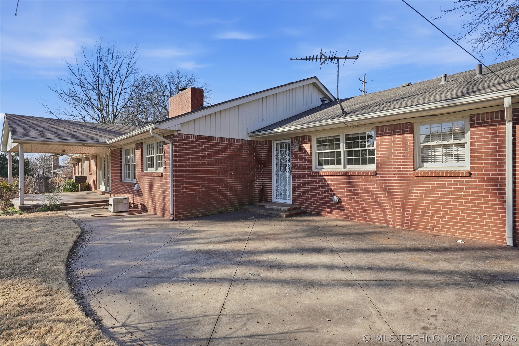 3127 S Lewis Avenue Property Photo 83