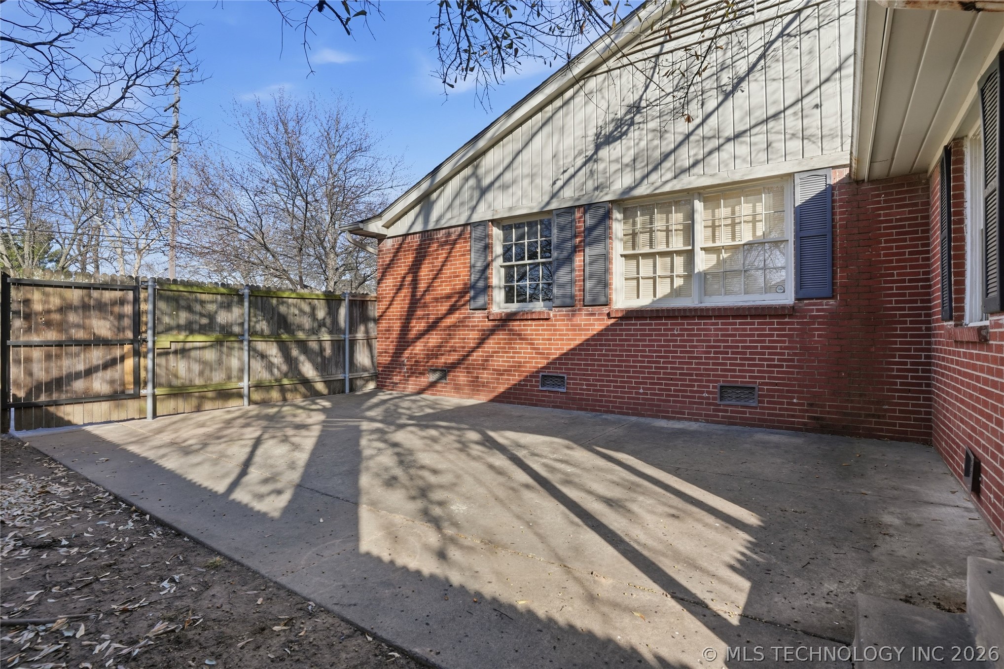 3127 S Lewis Avenue Property Photo 87