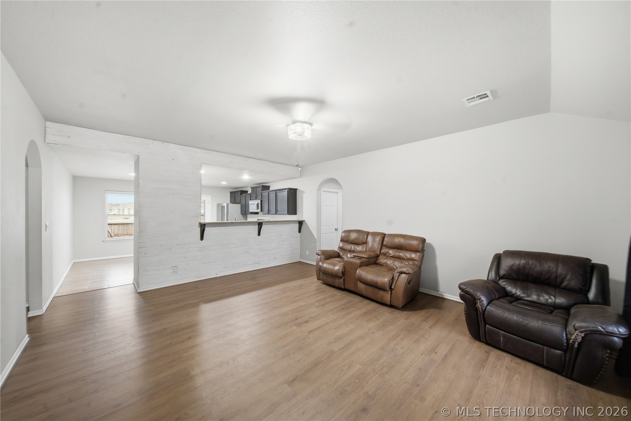 23090 S Jewell Drive Property Photo 5