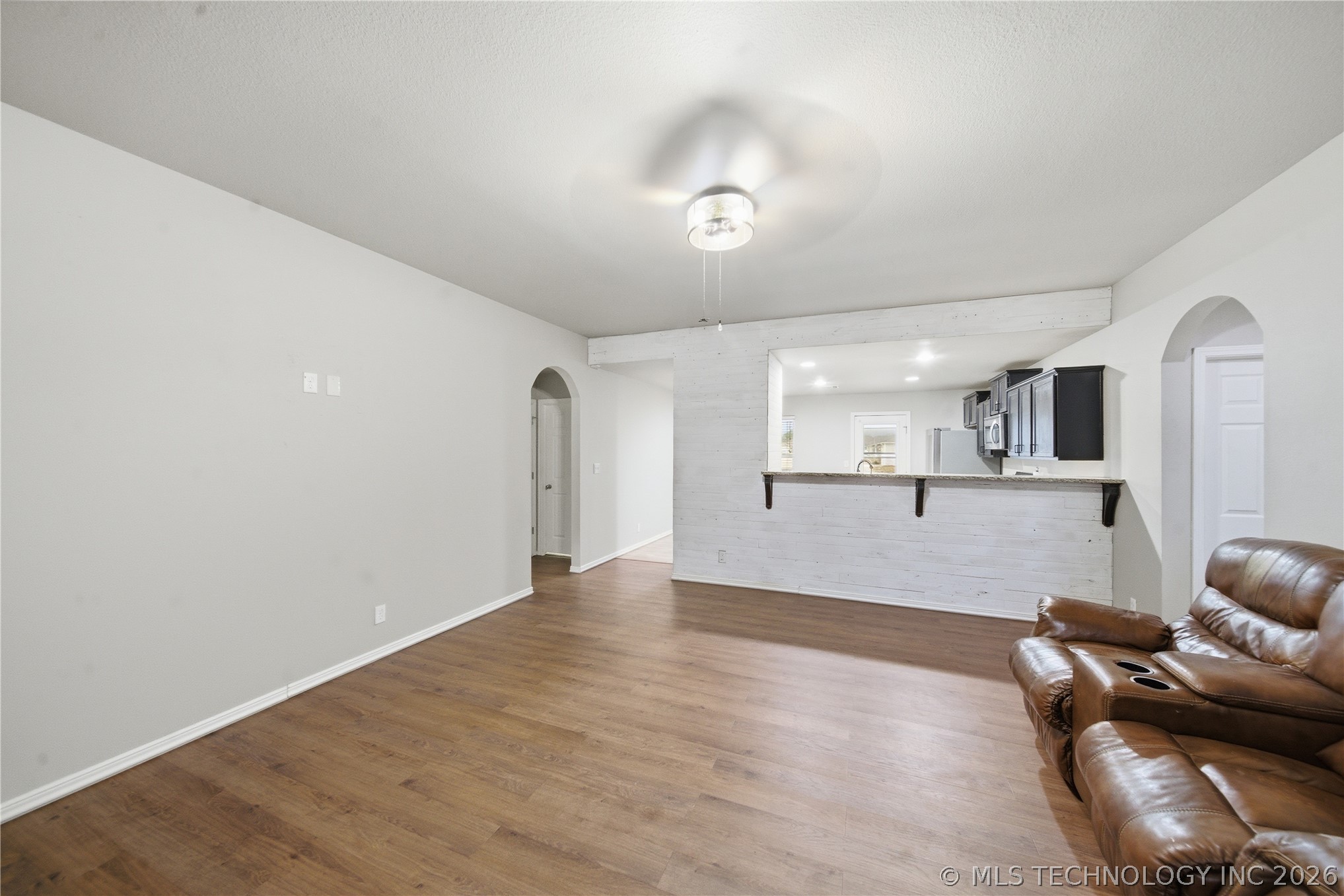 23090 S Jewell Drive Property Photo 6