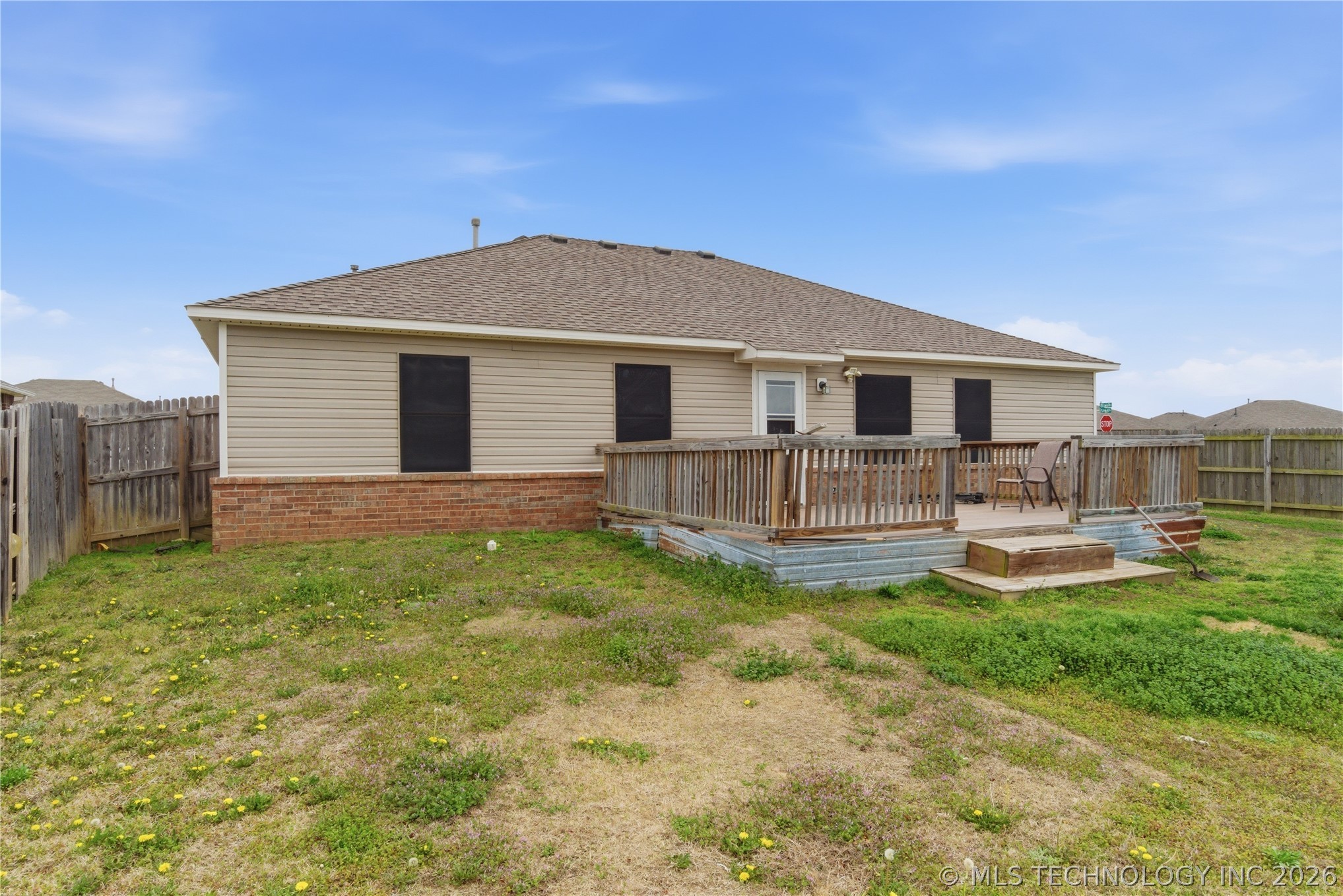 23090 S Jewell Drive Property Photo 23