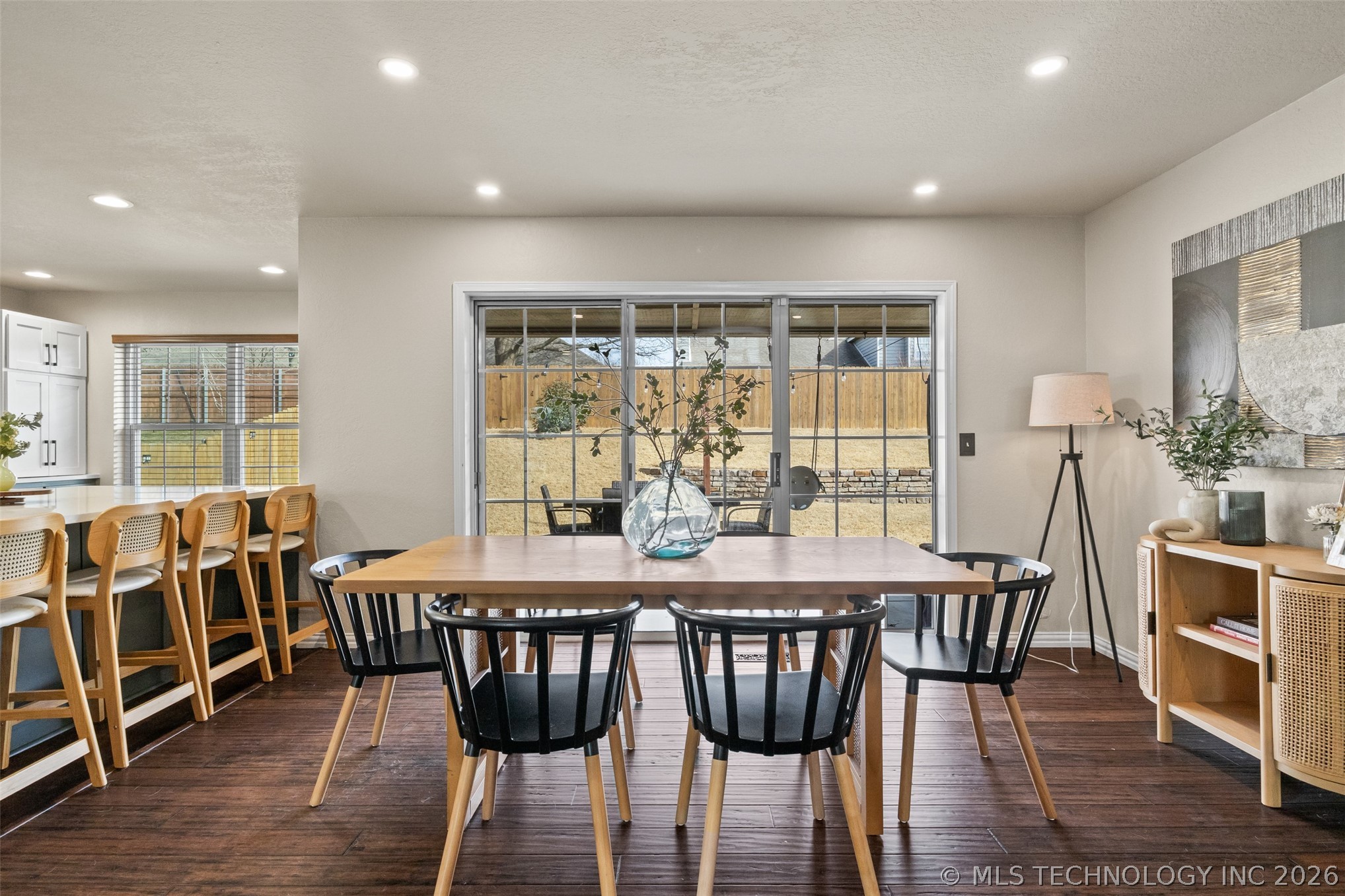 7725 S Granite Avenue Property Photo 16