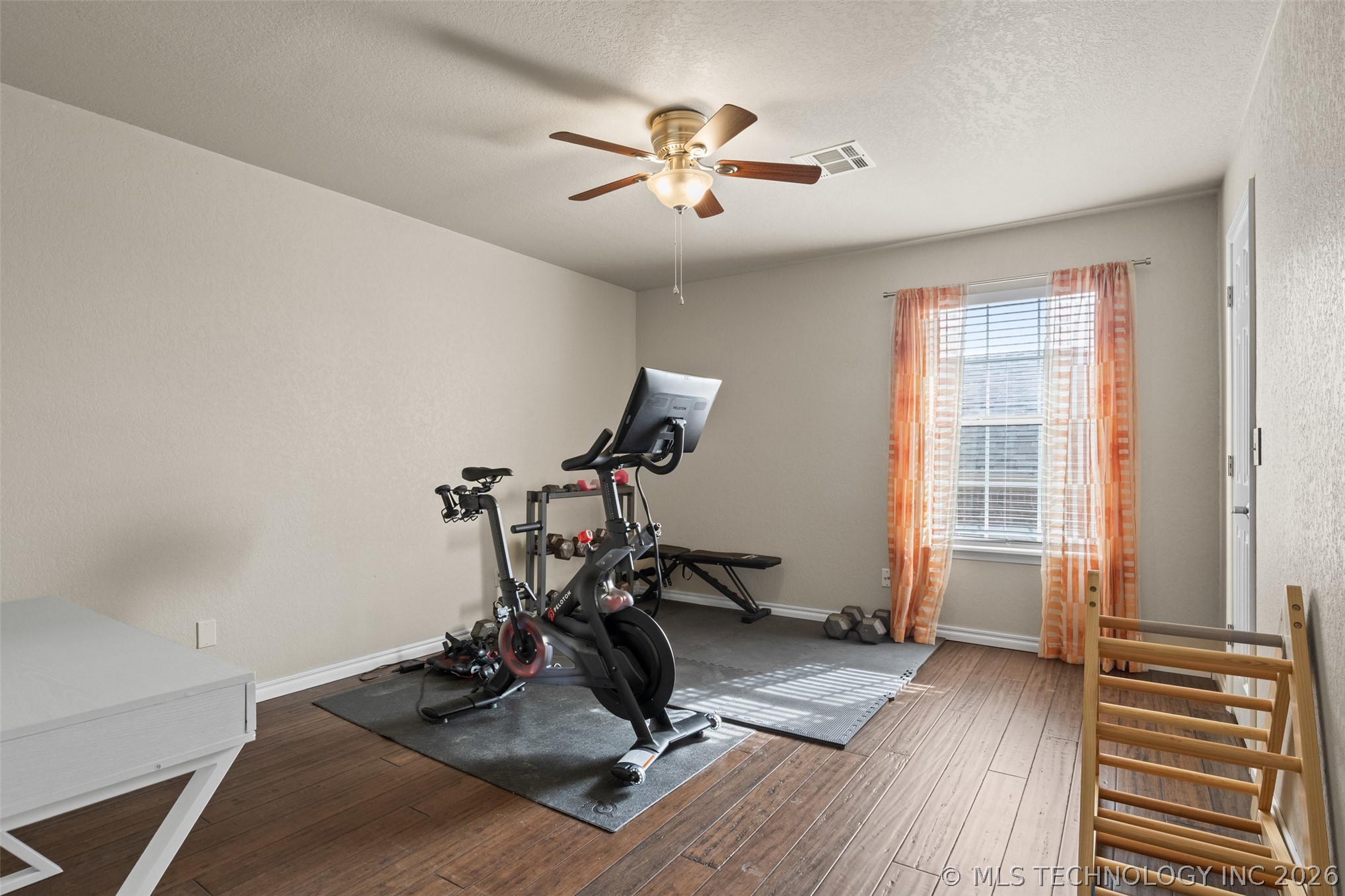 7725 S Granite Avenue Property Photo 36