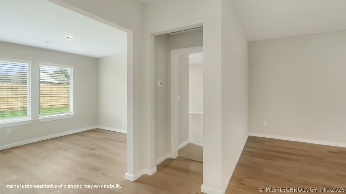 13504 S 99th East Avenue Property Photo 10