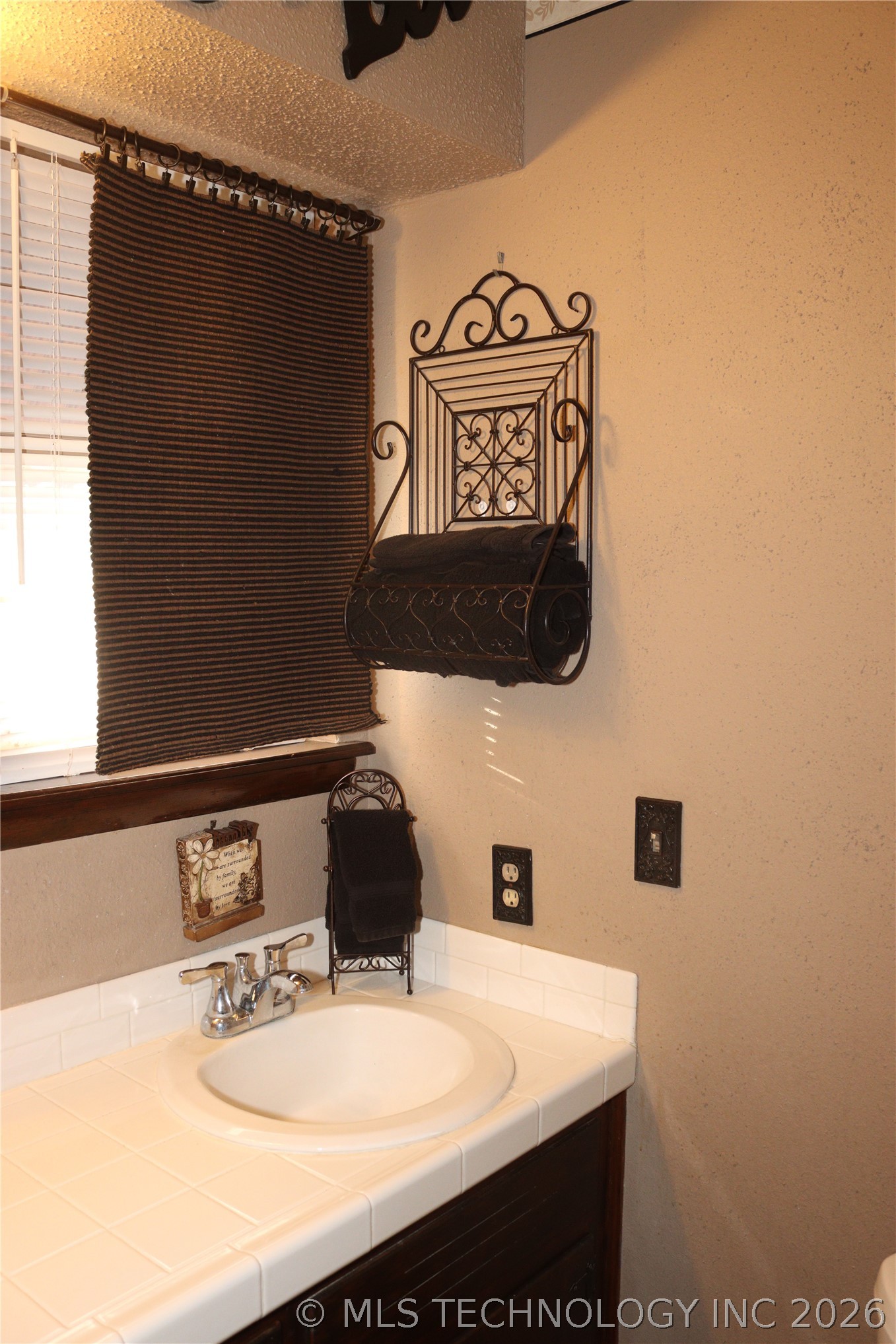 903 County Street 2910 Street Property Photo 18