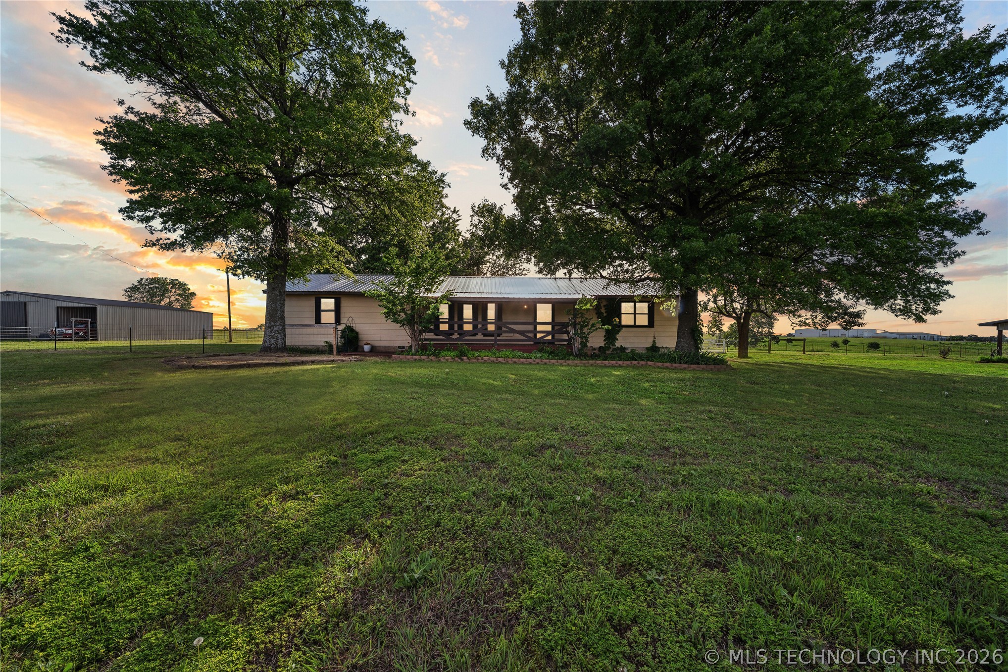 1202 Oak Grove Road Property Photo 1