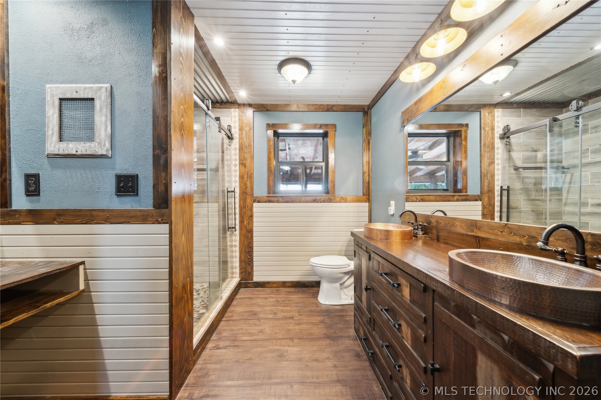 1202 Oak Grove Road Property Photo 17
