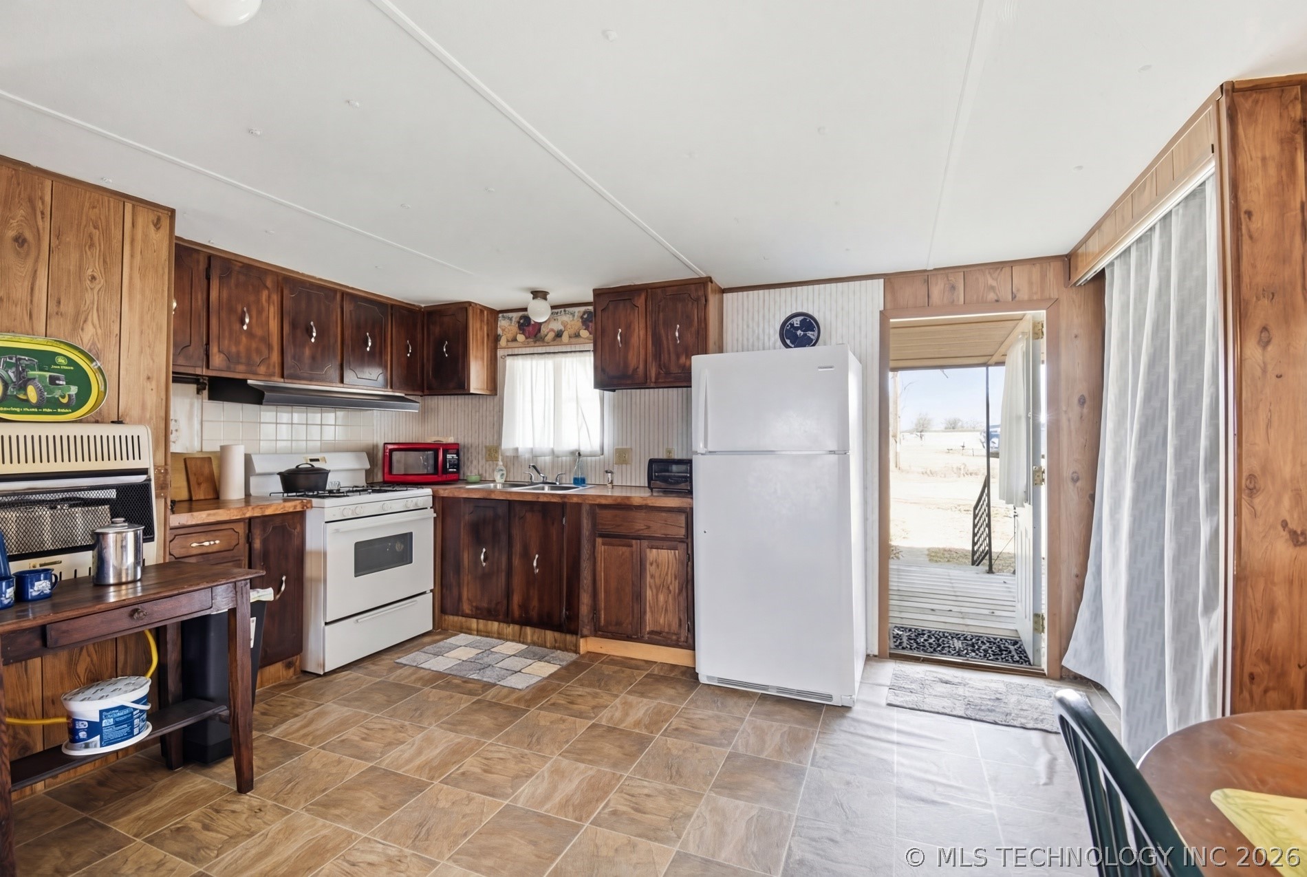 35 Rock Creek Drive Property Photo 7