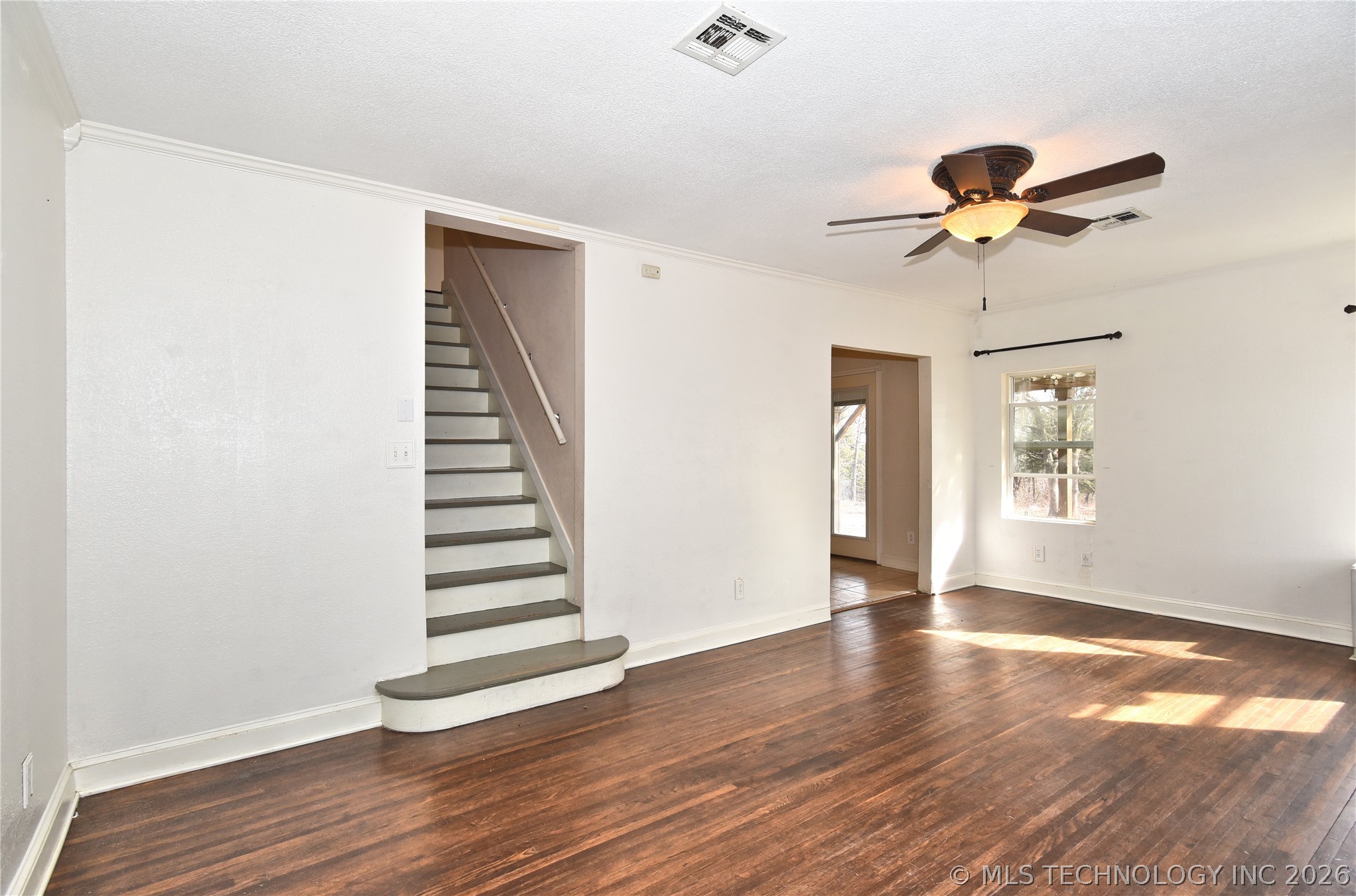 368461 E 5500 Street Property Photo 4