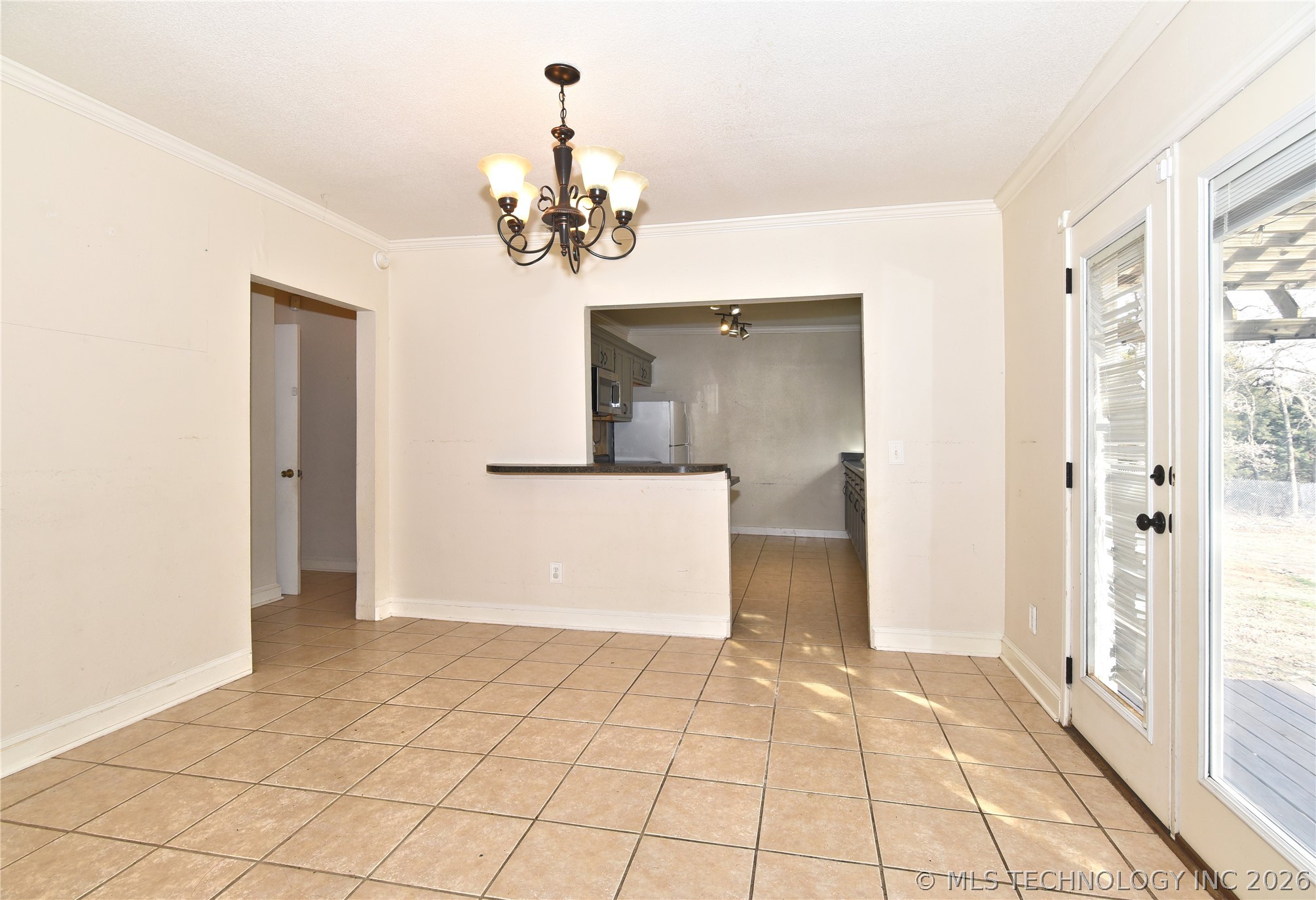 368461 E 5500 Street Property Photo 6