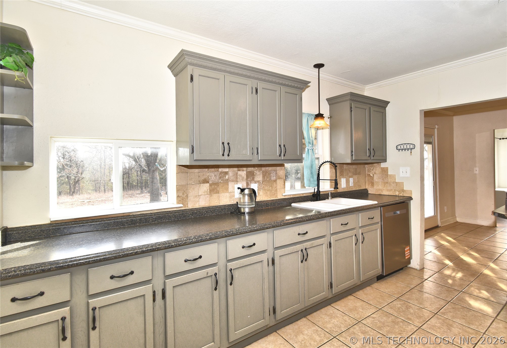 368461 E 5500 Street Property Photo 11