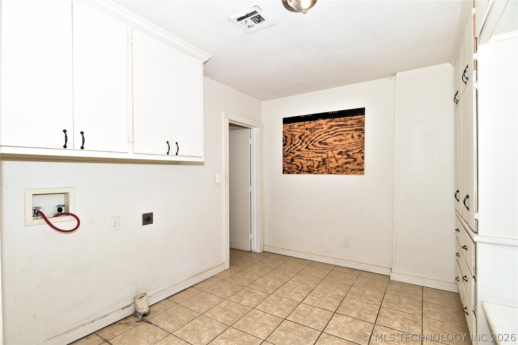 368461 E 5500 Street Property Photo 17