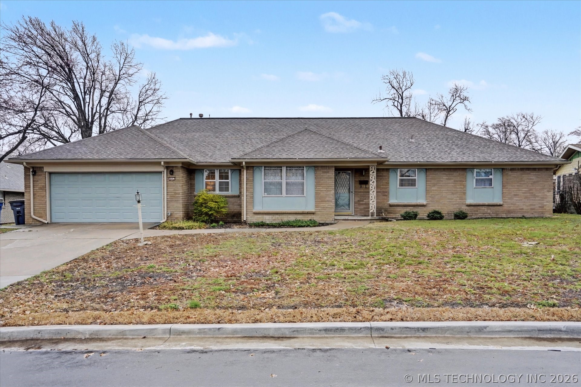 5021 S Irvington Place Property Photo 1