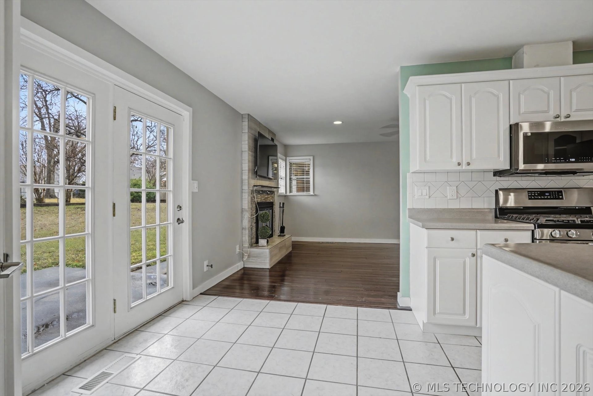 5021 S Irvington Place Property Photo 16