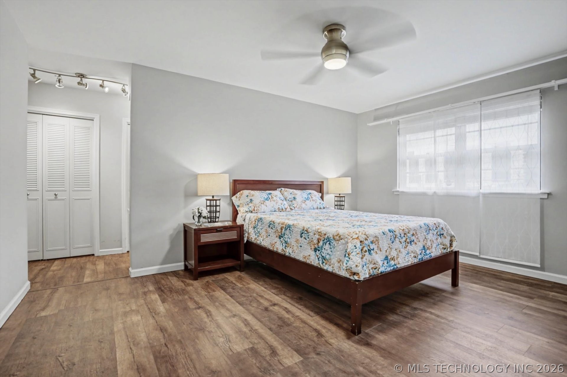 5021 S Irvington Place Property Photo 28