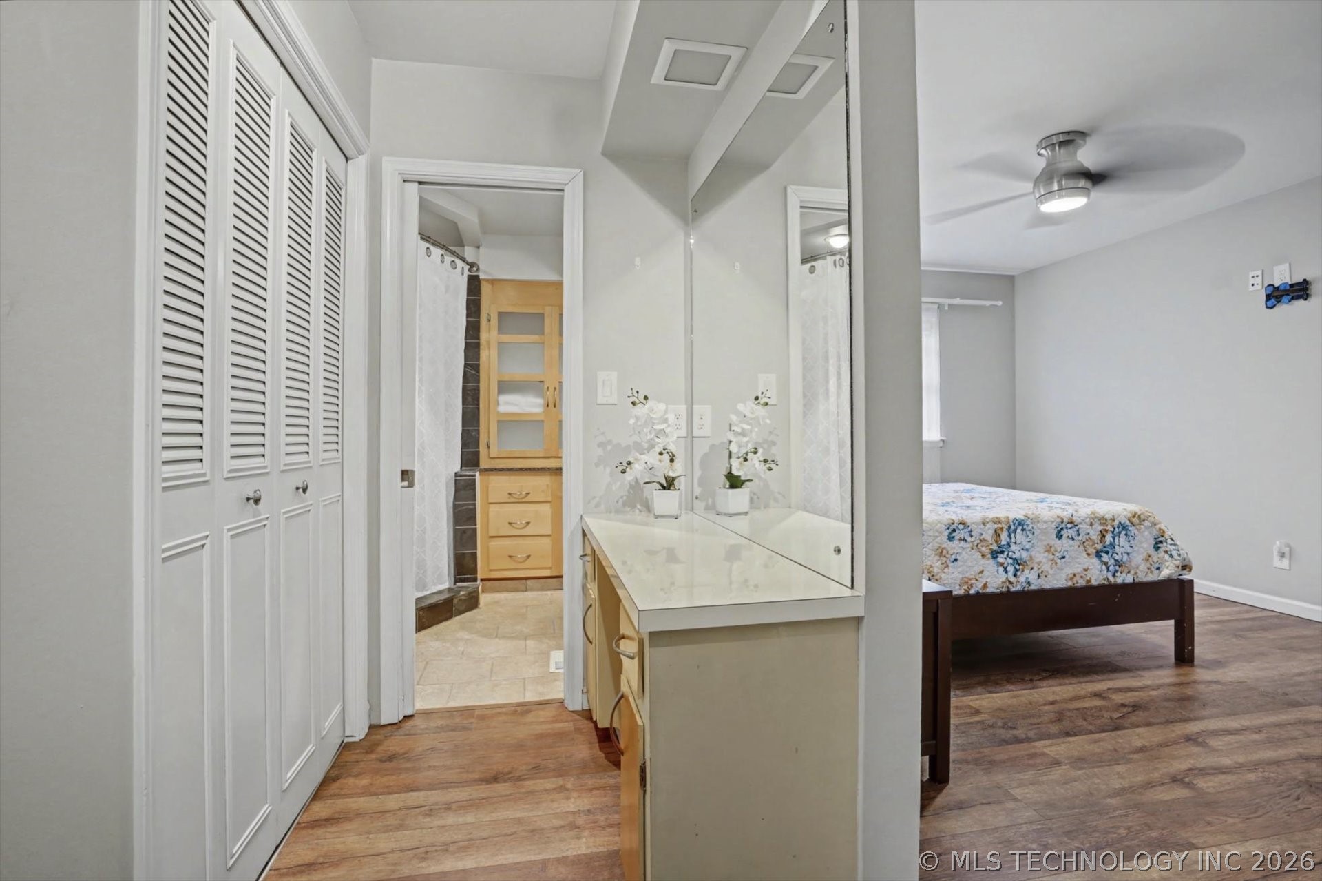 5021 S Irvington Place Property Photo 32