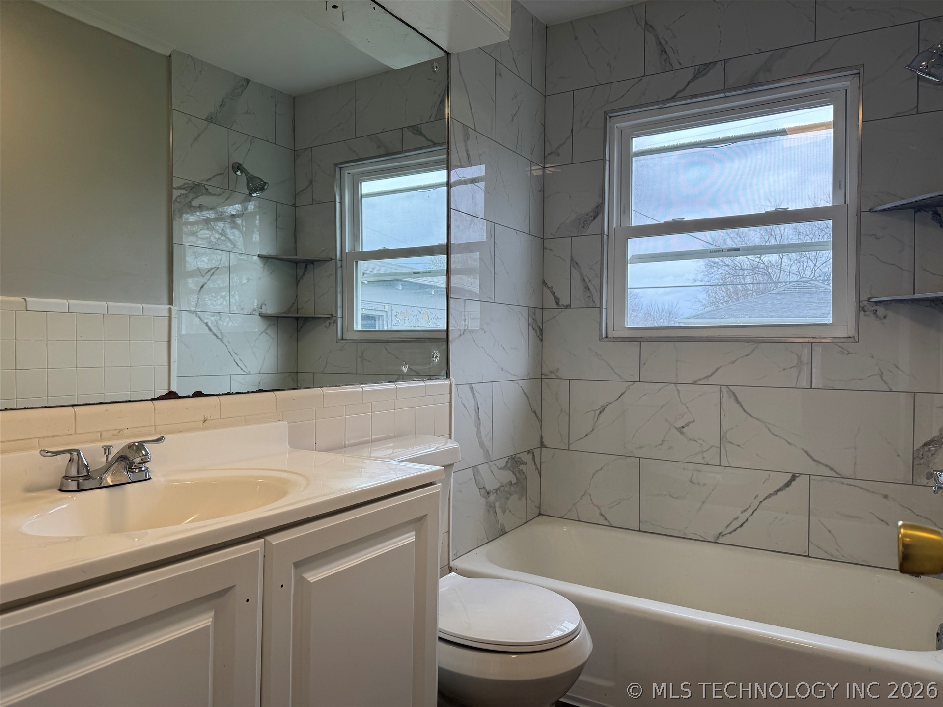 6305 E Newton Street Property Photo 11