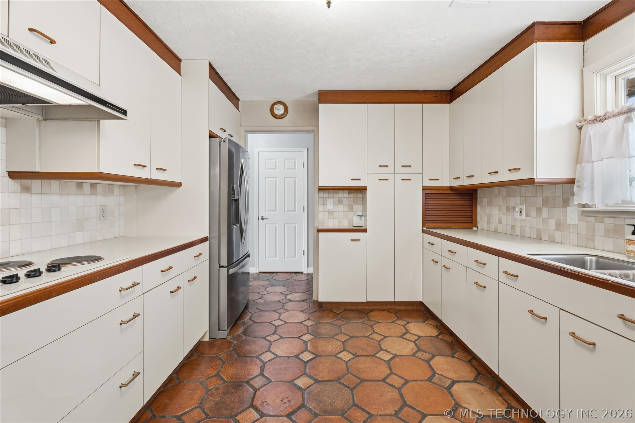 1410 Macklyn Lane Property Photo 10