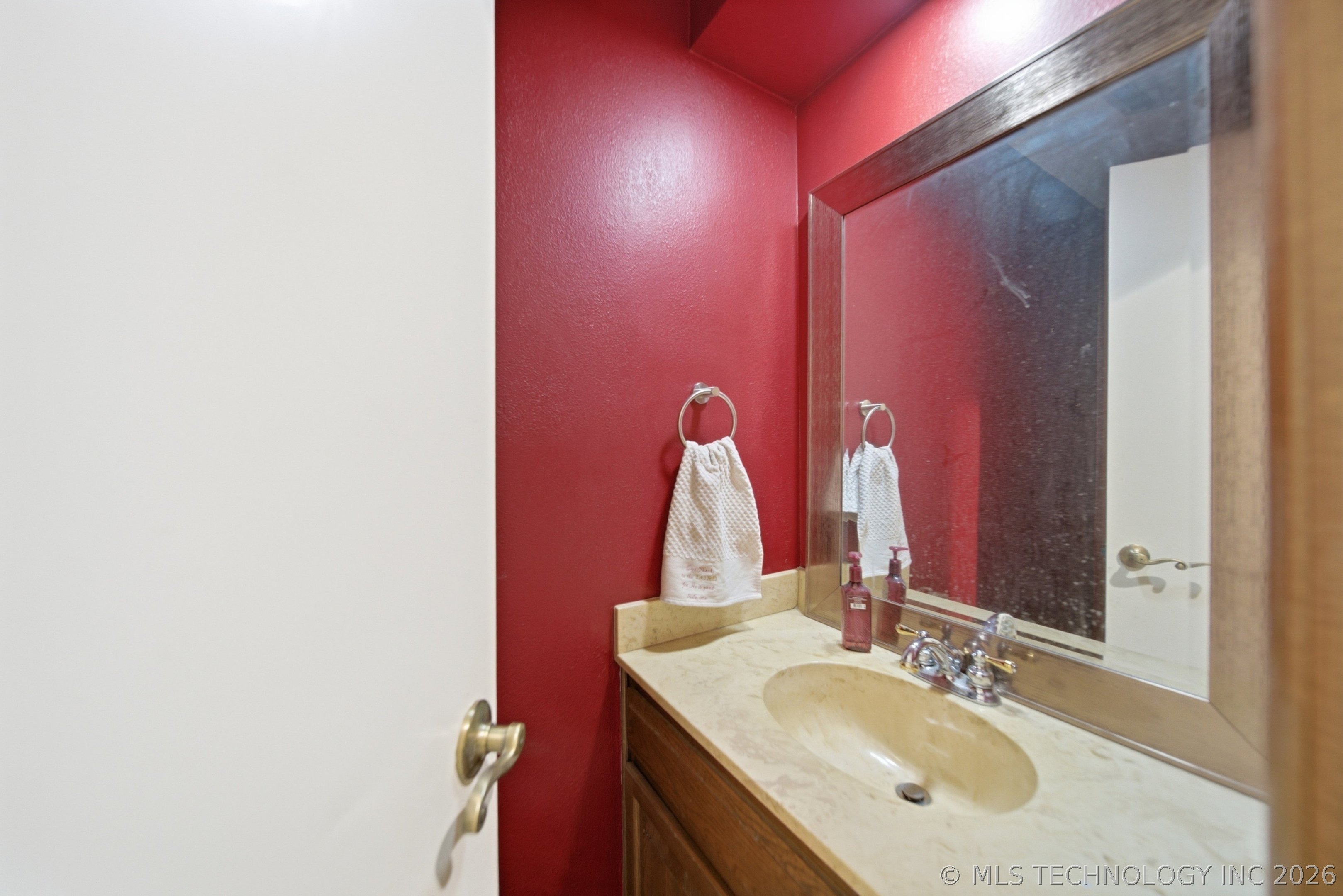2840 E 84th Street 20 Property Photo 14