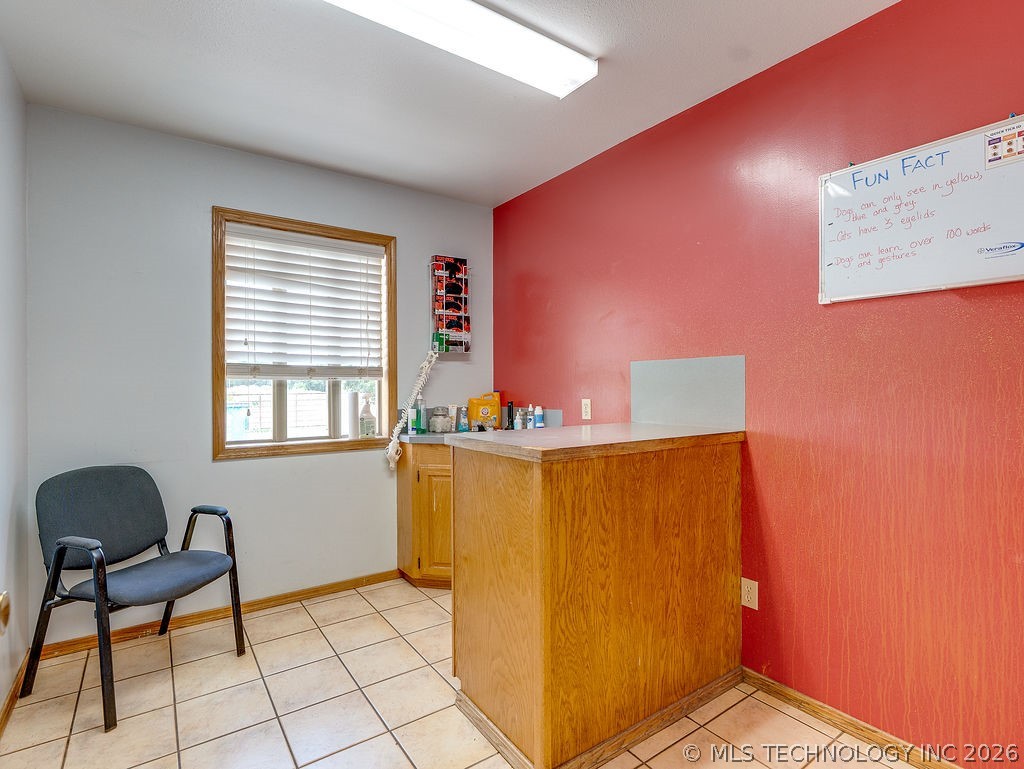 1853 S Broadway Street Property Photo 26