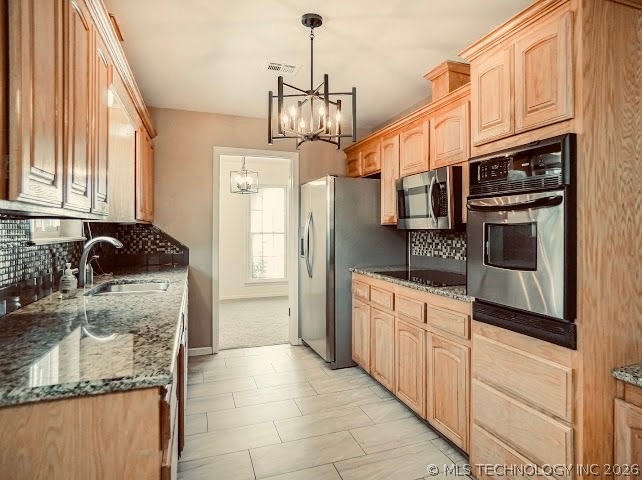 6820 E 48th Street Property Photo 9