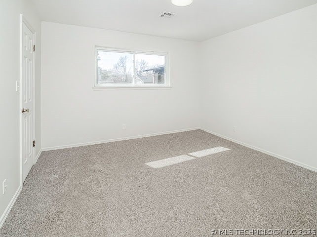 6820 E 48th Street Property Photo 20