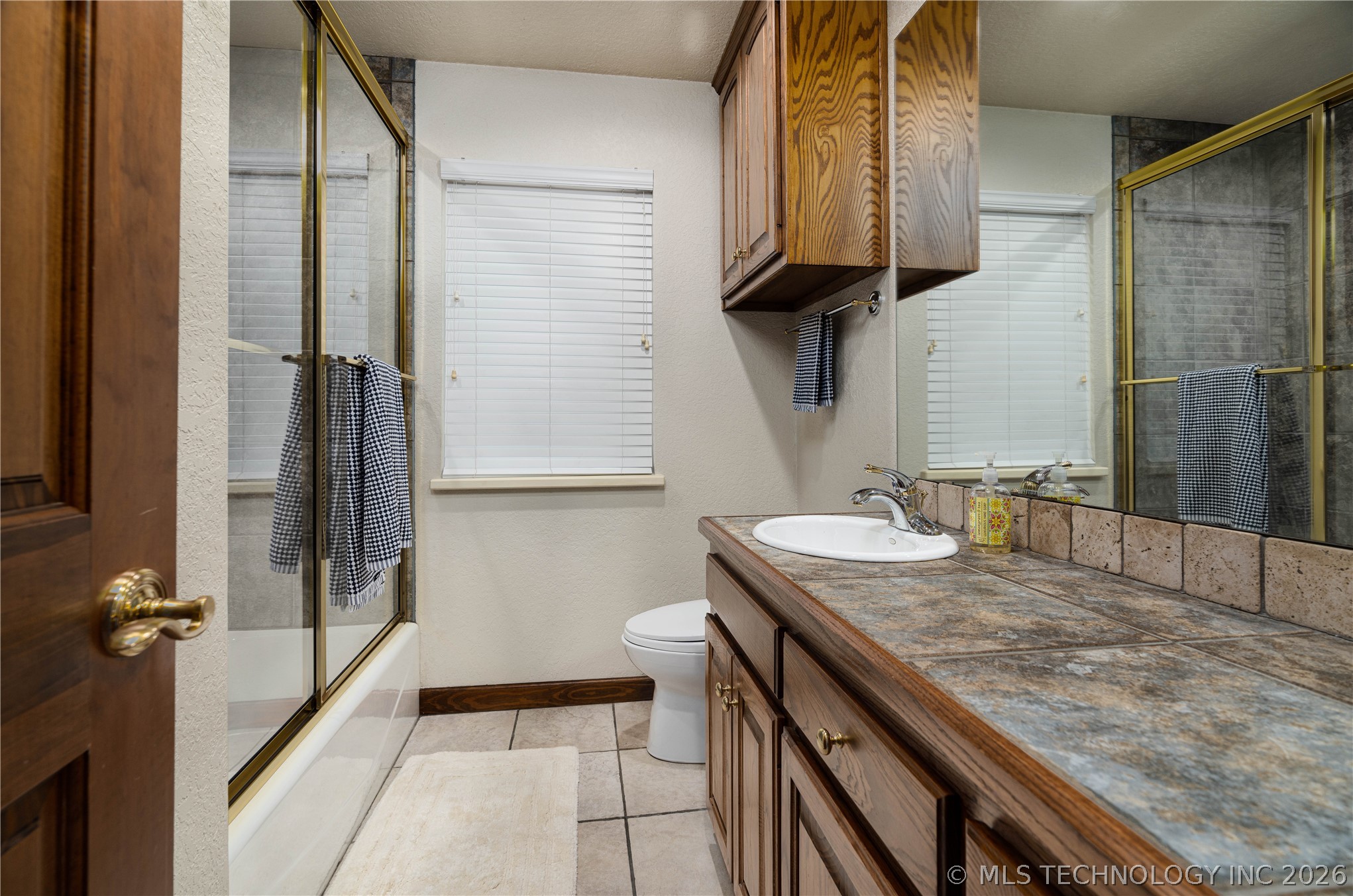 8775 Leonard Street Property Photo 22
