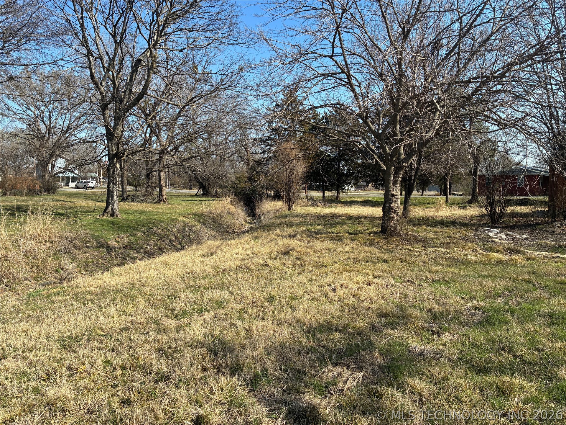 001 Se Monroe Avenue Property Photo 5