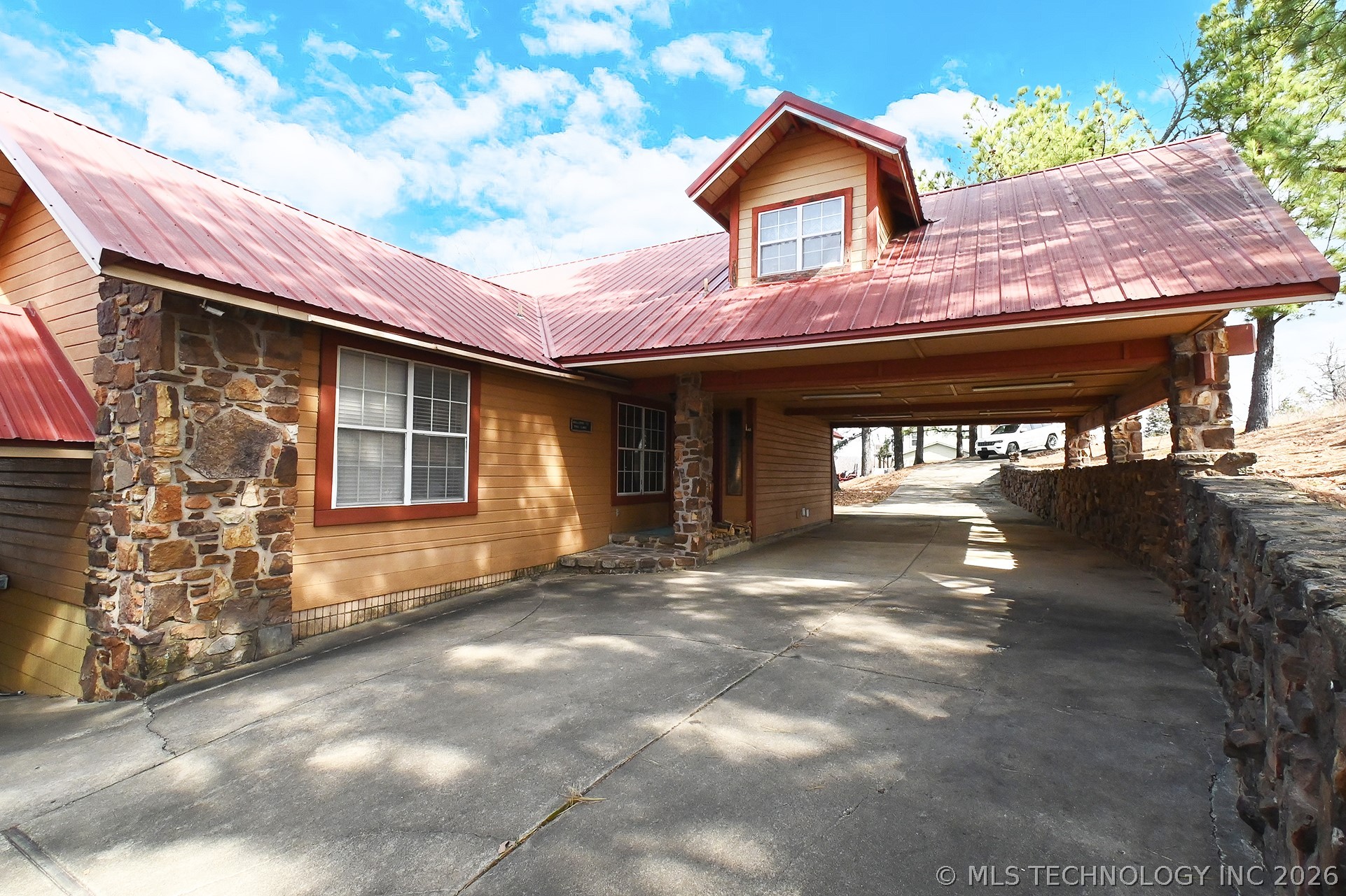 452713 E 953 Road Property Photo 2