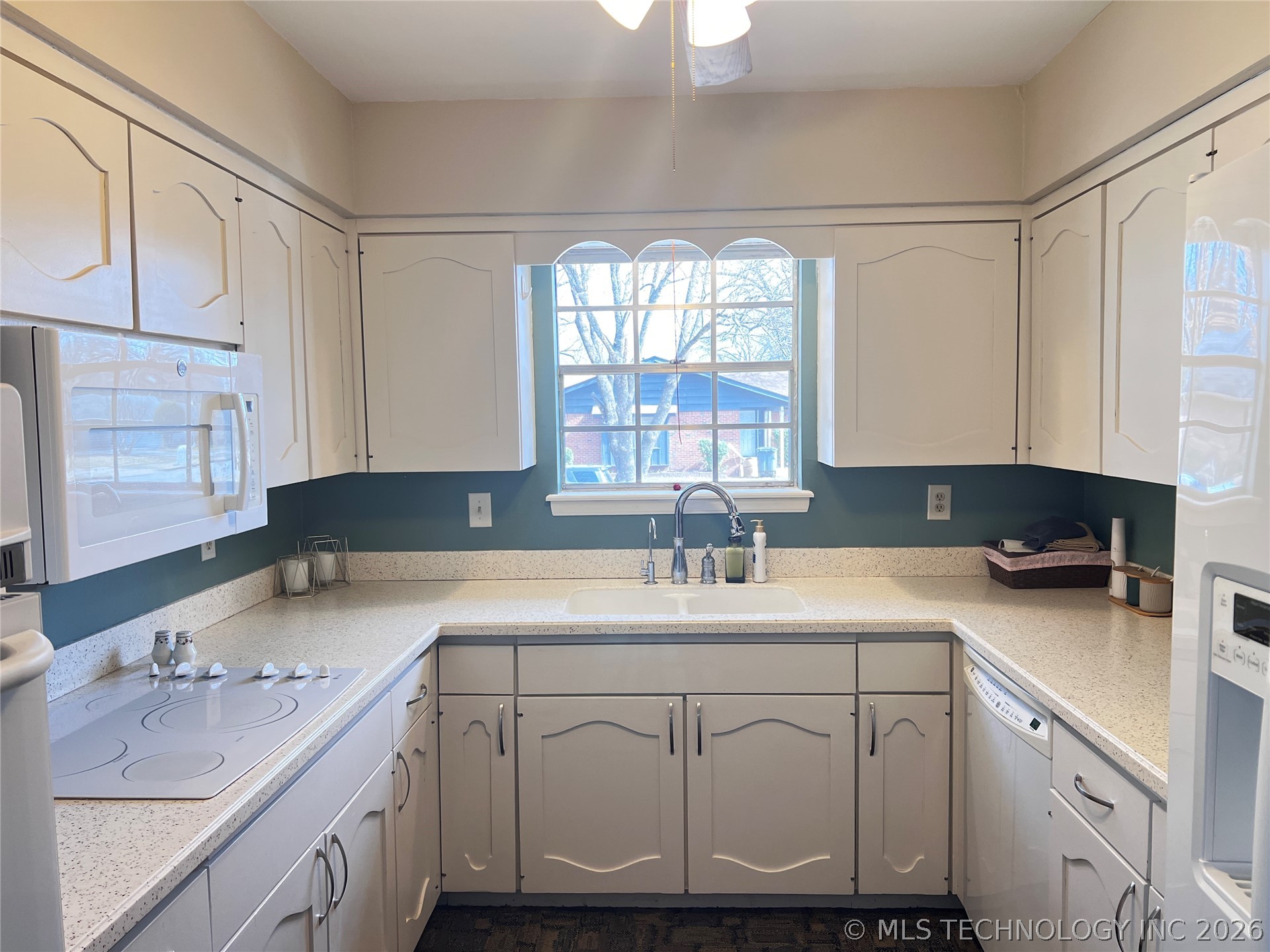 6919 E 74th Street Property Photo 10
