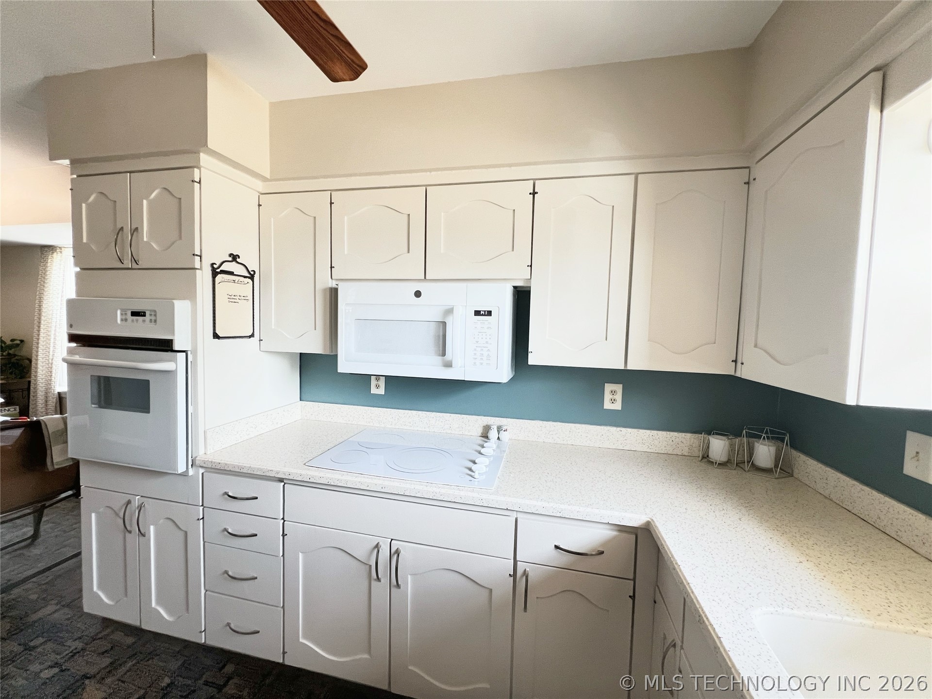 6919 E 74th Street Property Photo 13
