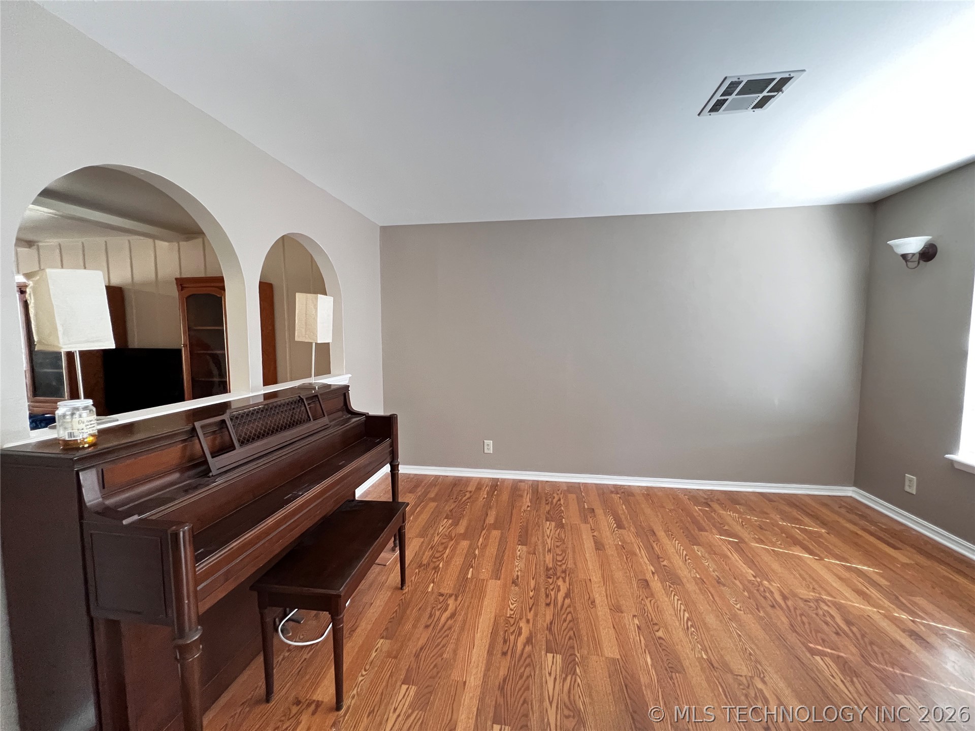 6919 E 74th Street Property Photo 19