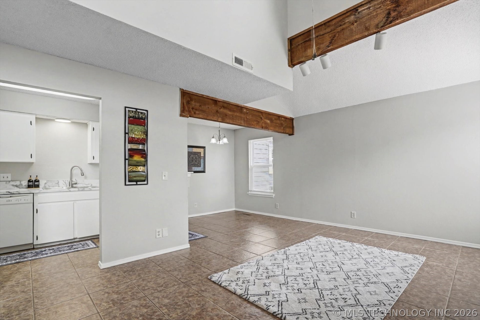 2407 W Quantico Court Property Photo 7