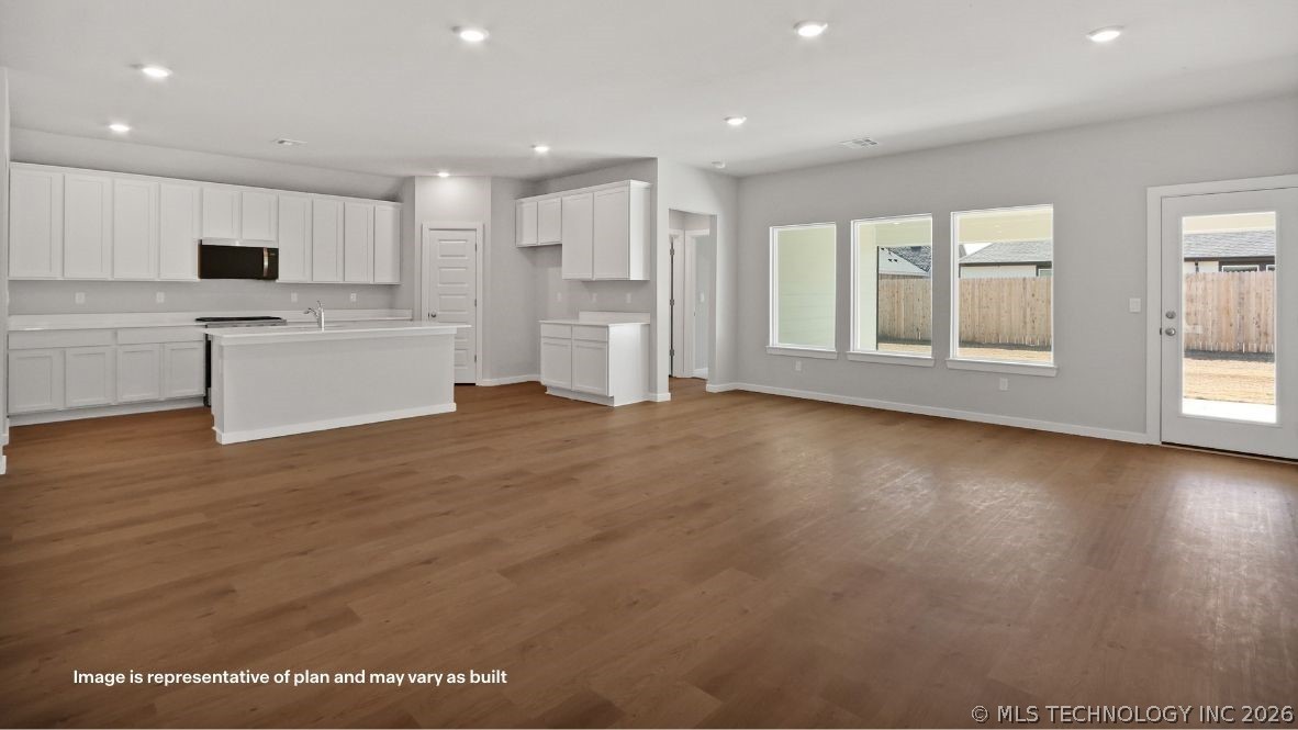 10108 E 131st Place S Property Photo 5