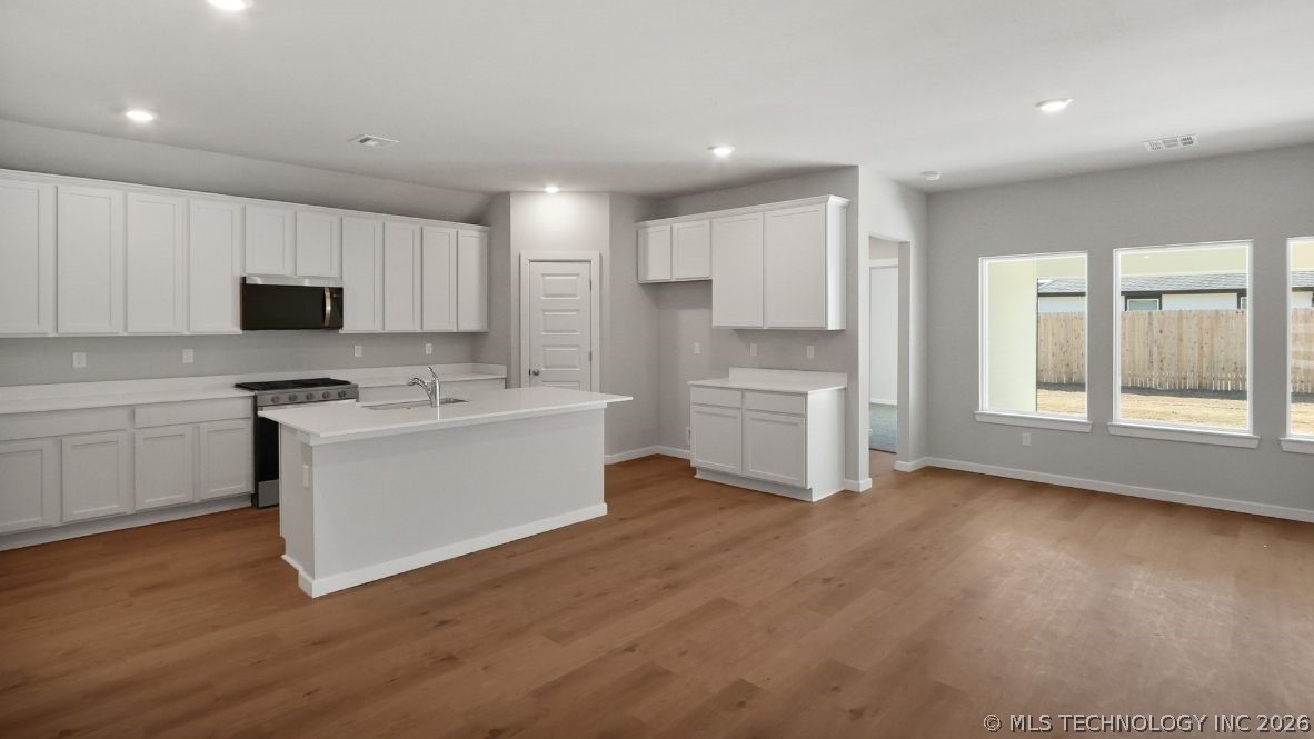 10108 E 131st Place S Property Photo 6
