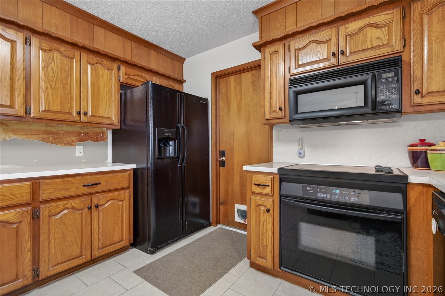 2001 Se Stonehenge Drive Property Photo 9