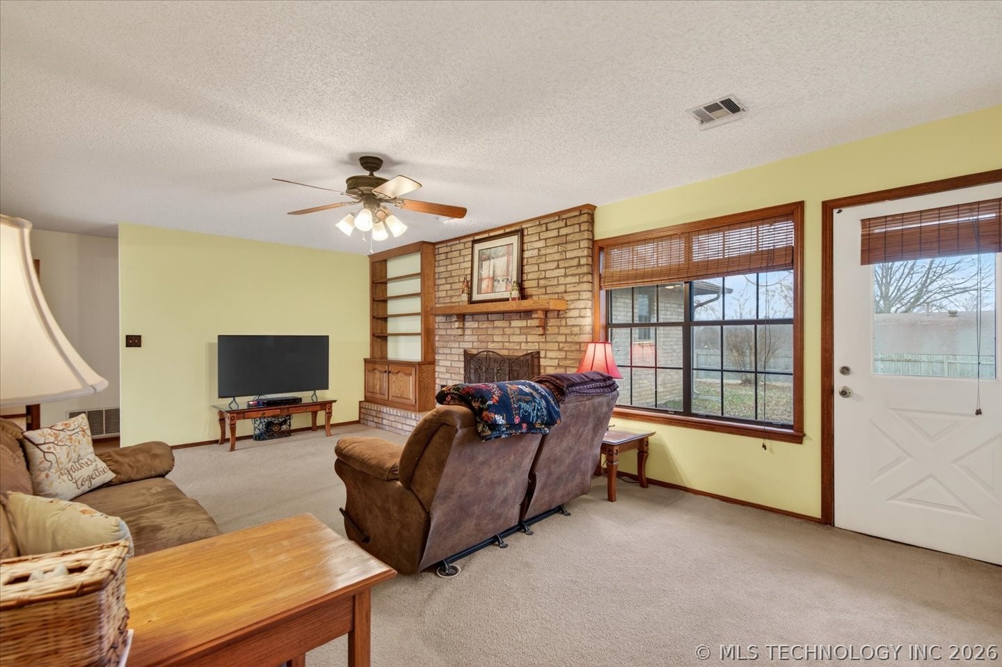 2001 Se Stonehenge Drive Property Photo 12