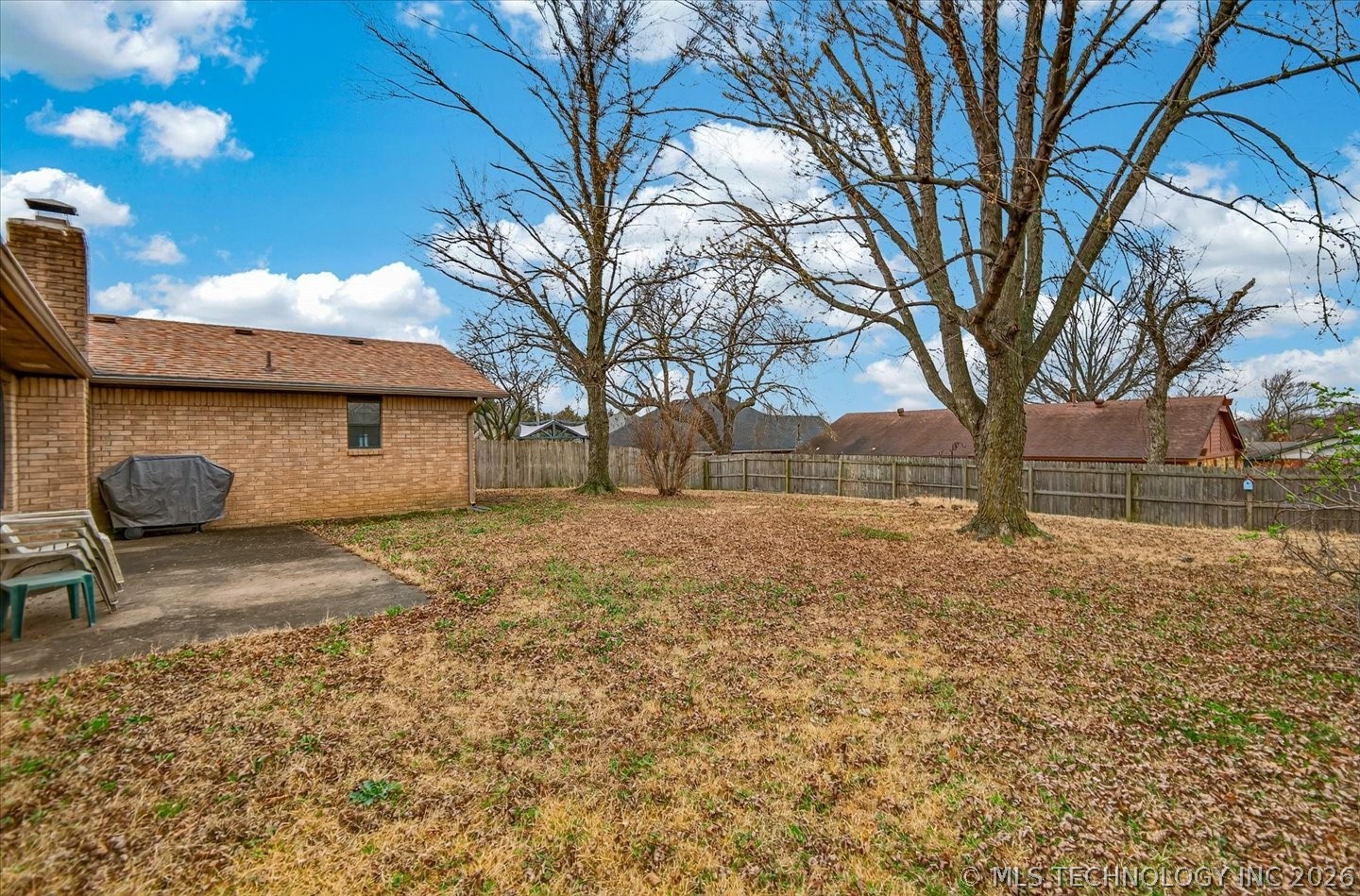 2001 Se Stonehenge Drive Property Photo 24