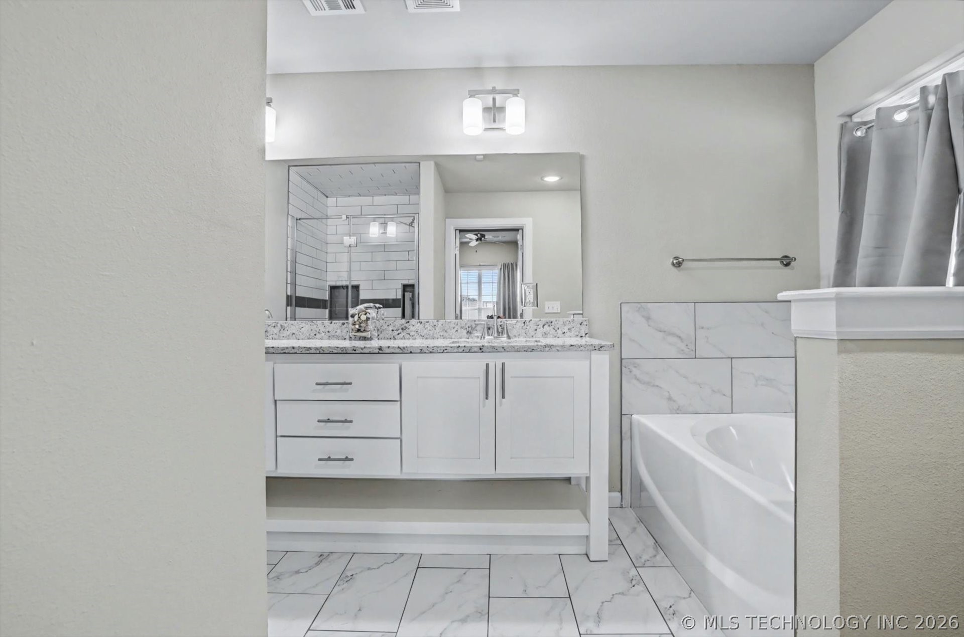 4803 E Galveston Place Property Photo 25