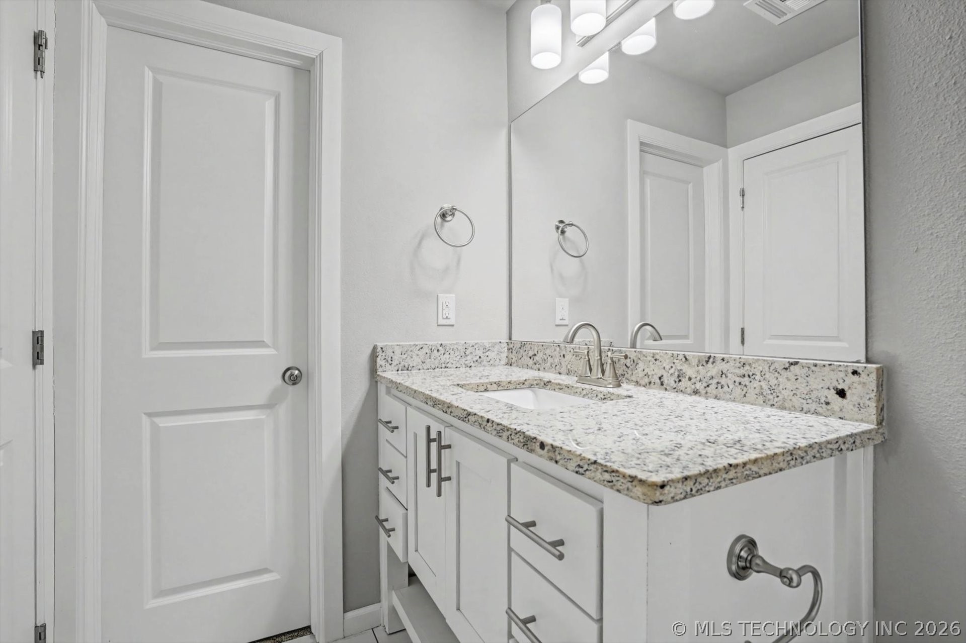 4803 E Galveston Place Property Photo 34