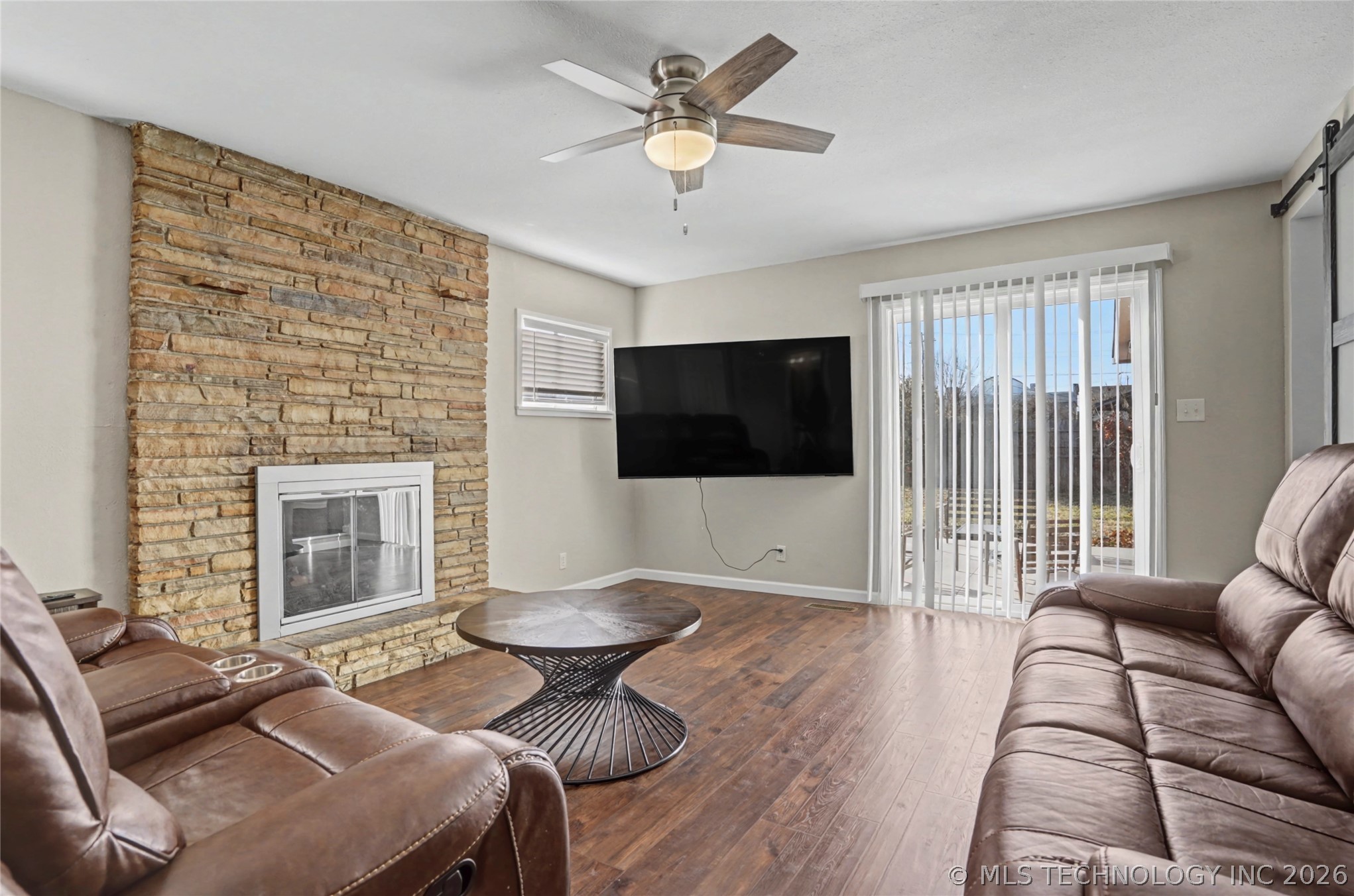 2441 S Norwood Avenue Property Photo 15