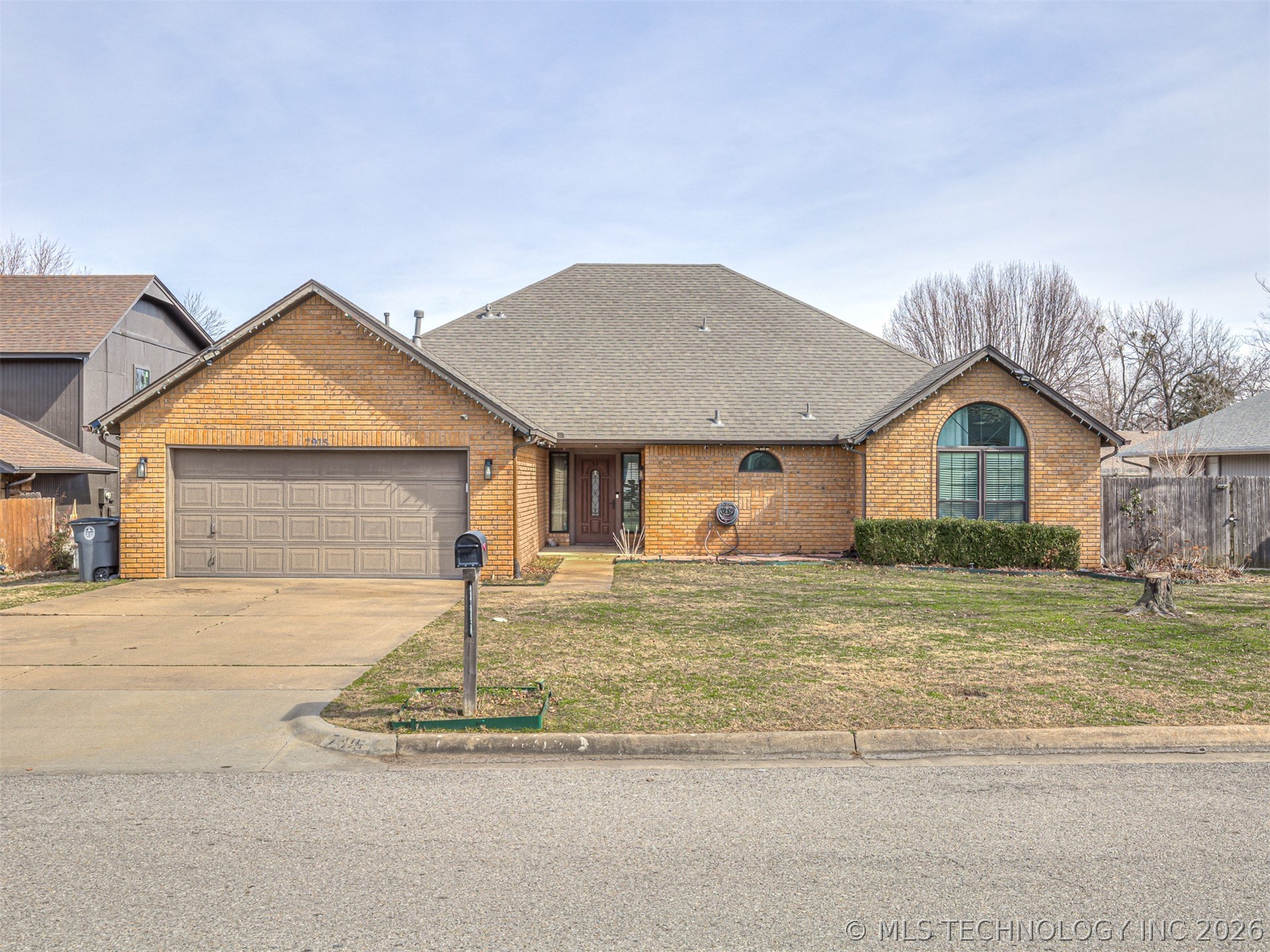 7915 S 69th East Avenue Property Photo 1