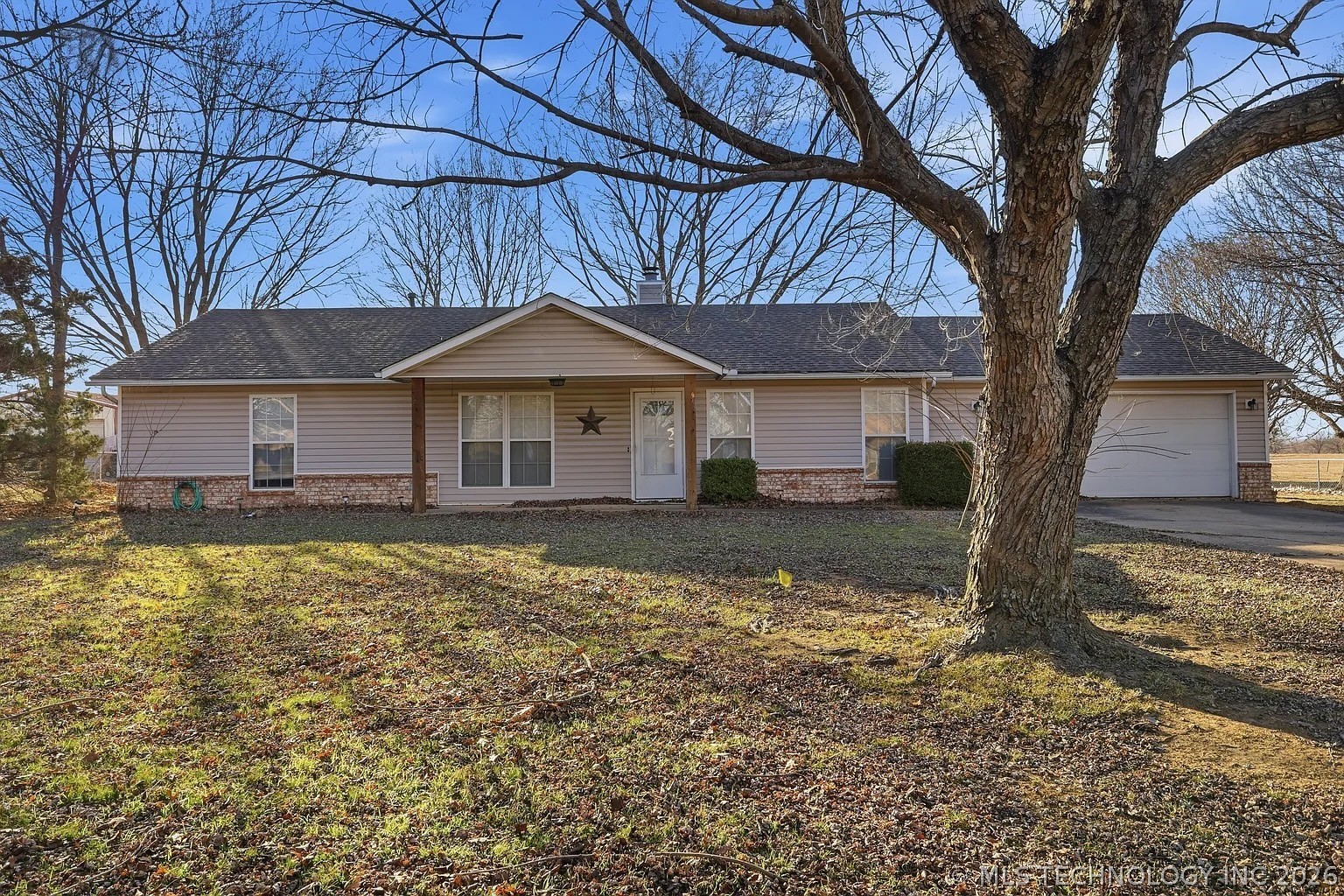 10968 S 250th East Avenue Property Photo 1