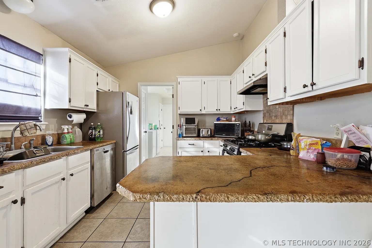 10968 S 250th East Avenue Property Photo 6